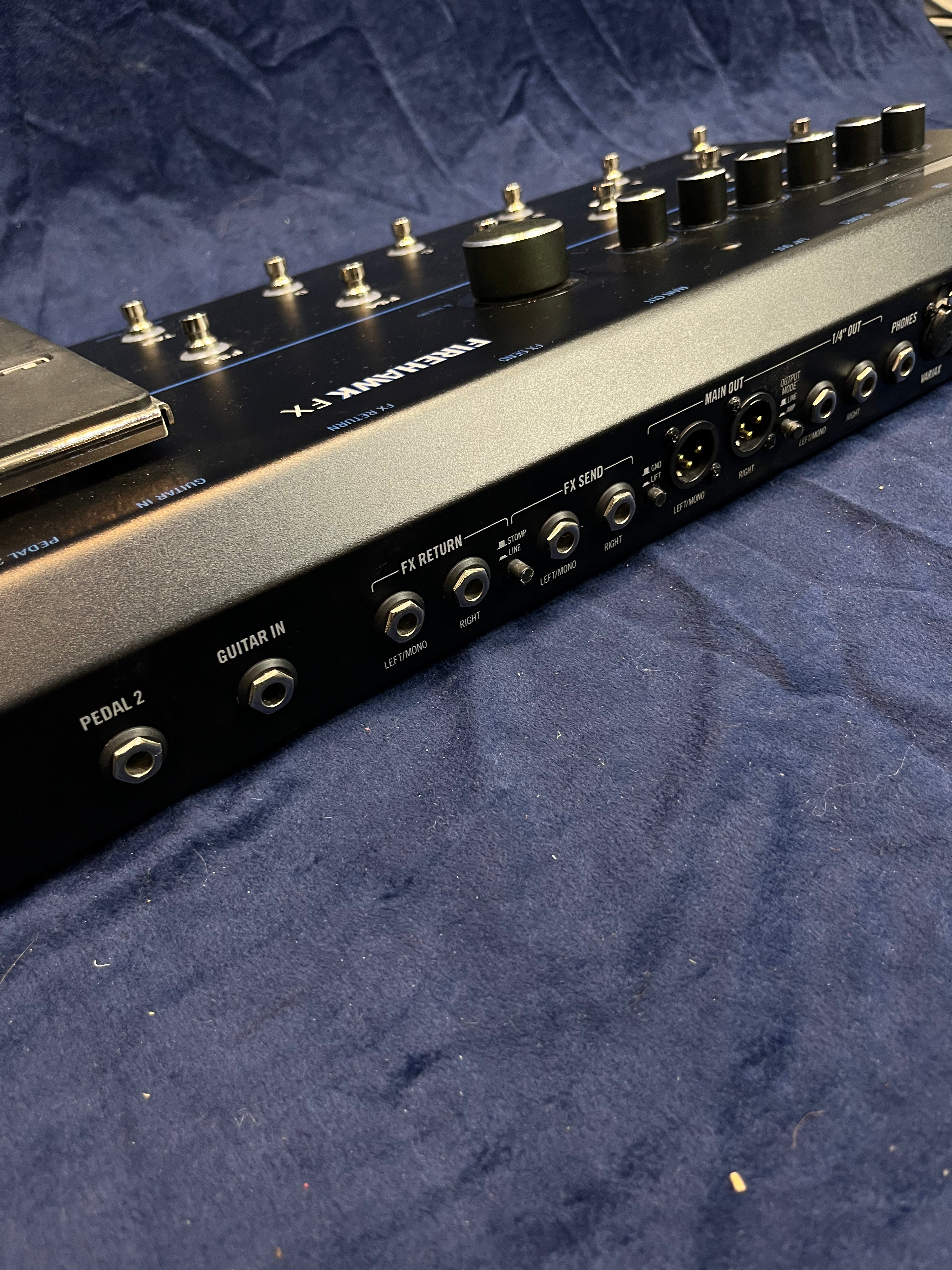 Line 6 Firehawk FX Multi Effects Processor Pre-owned Boxed