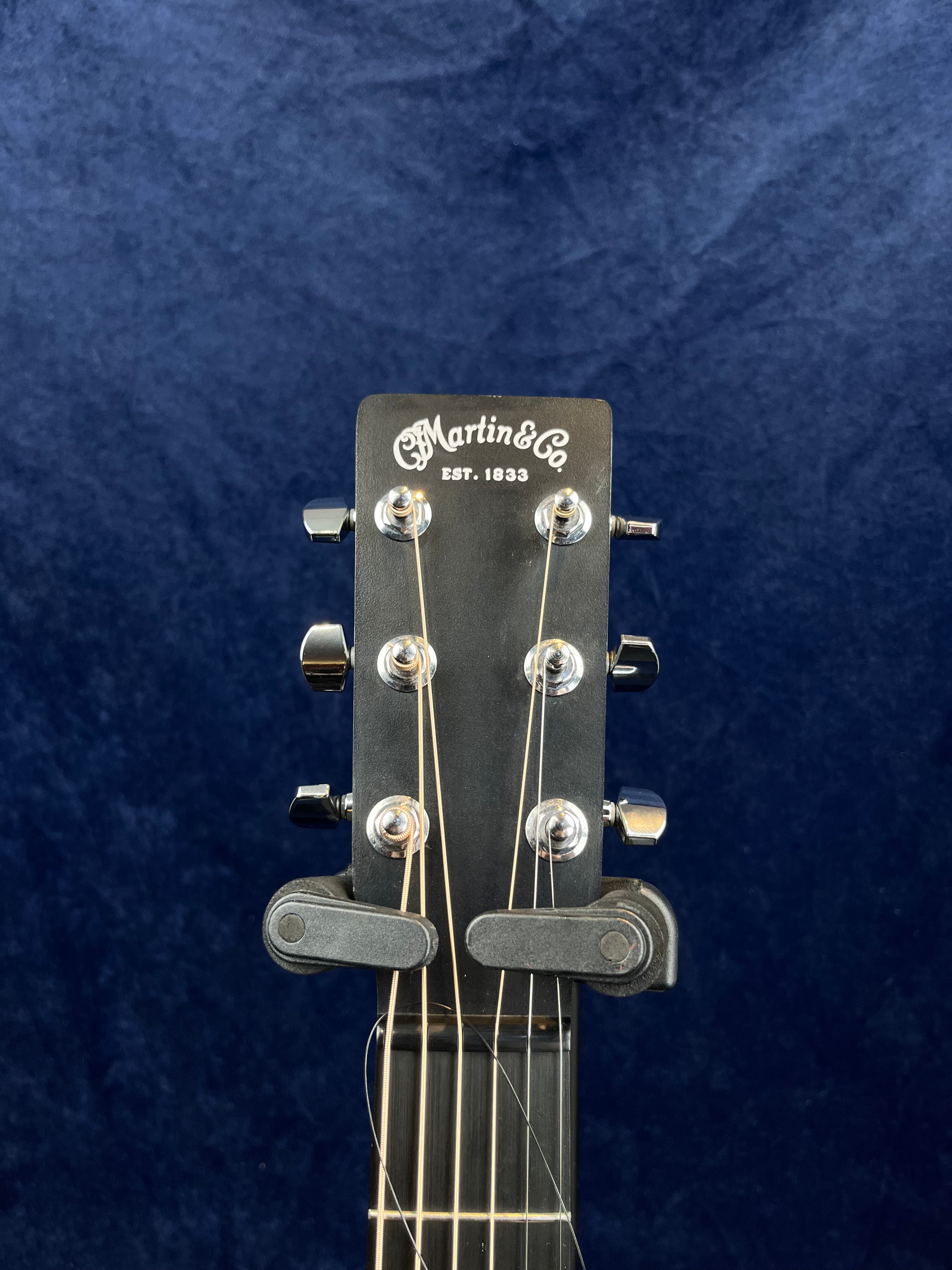 Martin DX Johnny Cash Signature Acoustic Guitar Black Pre-owned