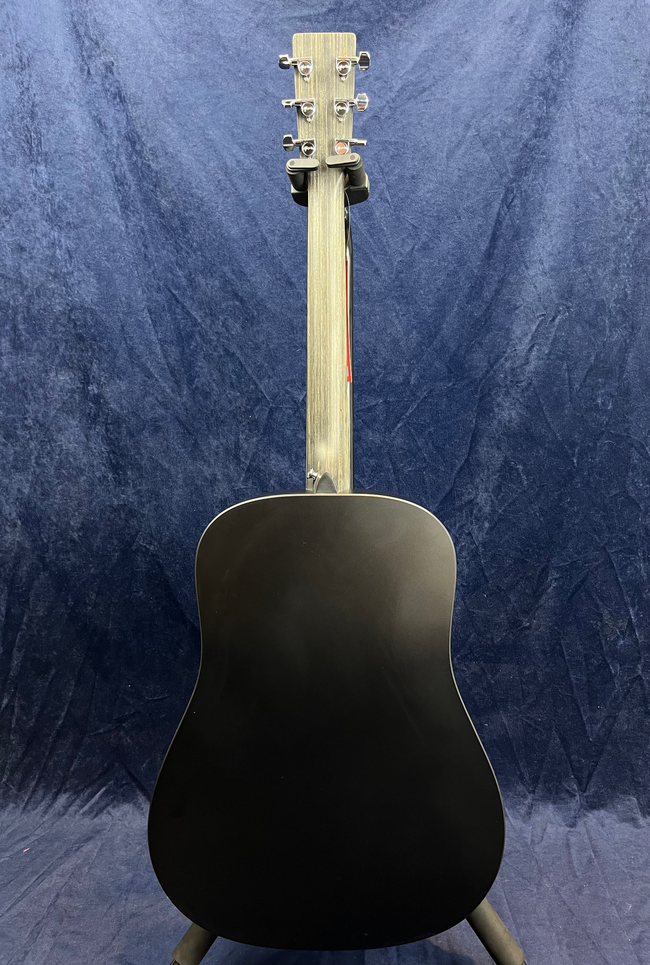 Martin DX Johnny Cash Signature Acoustic Guitar Black Pre-owned