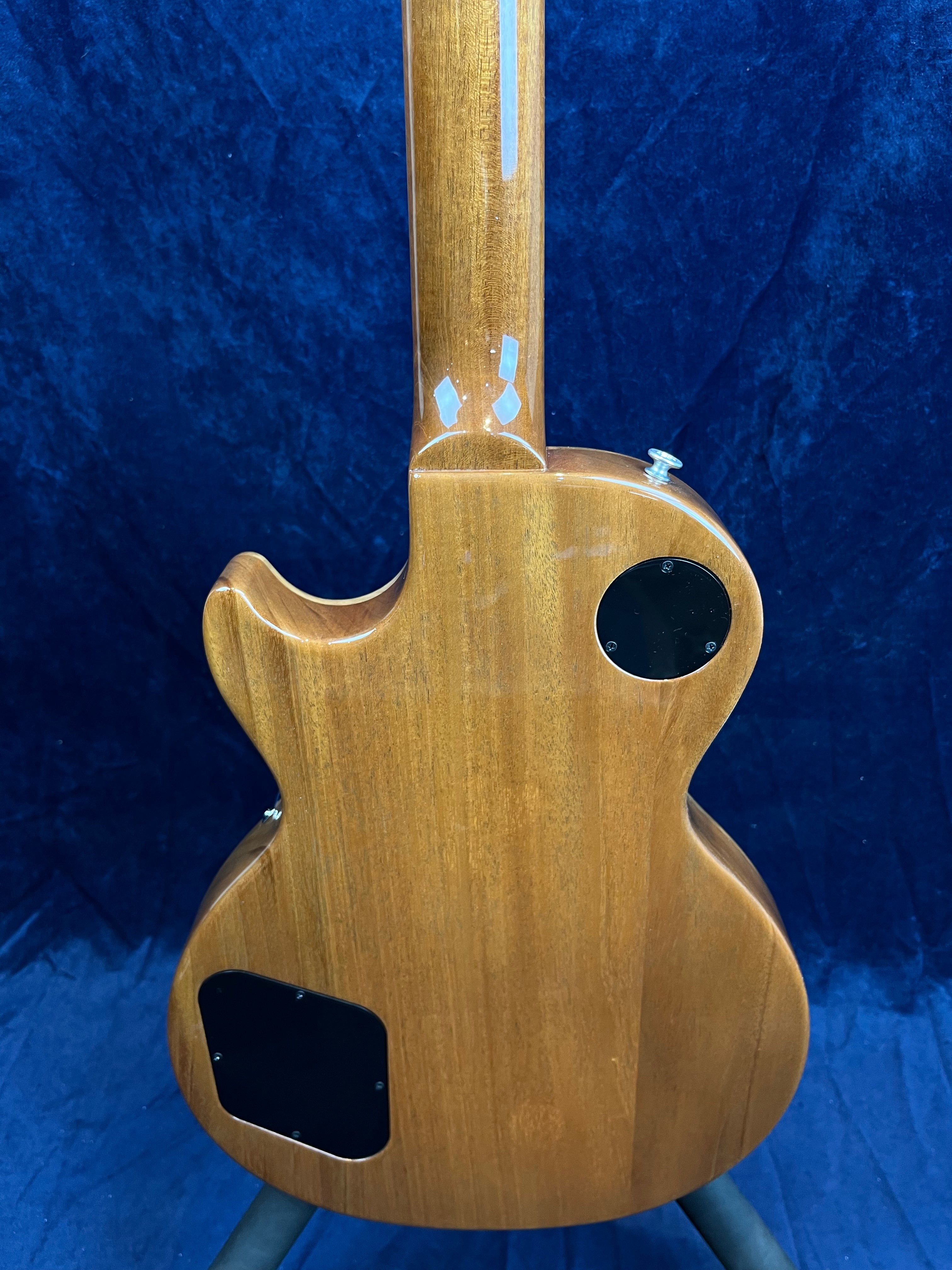 Gibson Les Paul Studio Figured Electric Guitar in Ocean Blue