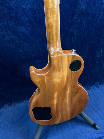 Gibson Les Paul Studio Figured Electric Guitar in Antique Natural