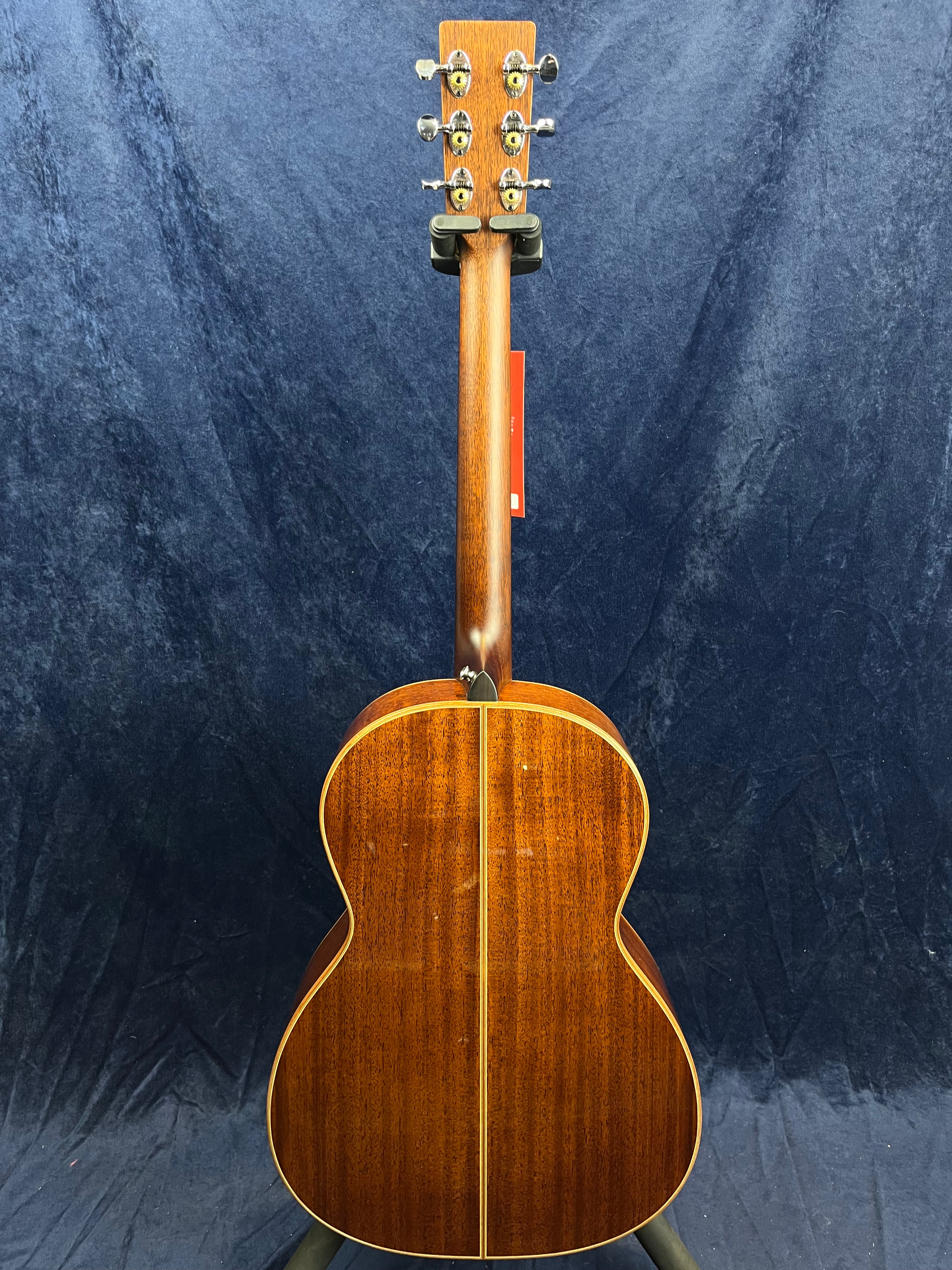 Auden Artist Series Chester Electro Acoustic All Gloss Spruce/Mahogany in Hard Case