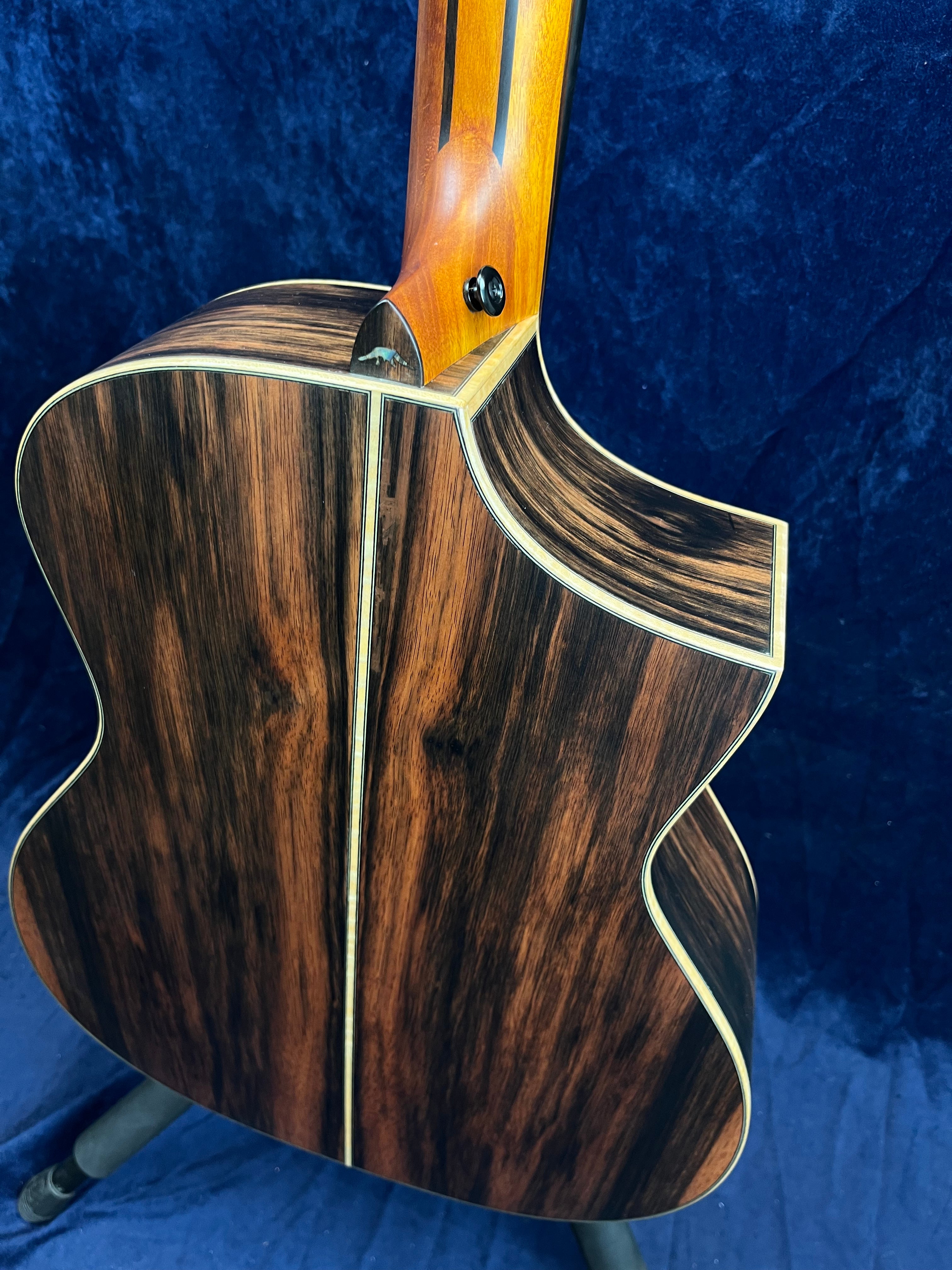 Bromo Rocky Mountain BAR5CE Left Handed Hillside Cutaway All Solid Spruce/Ebony