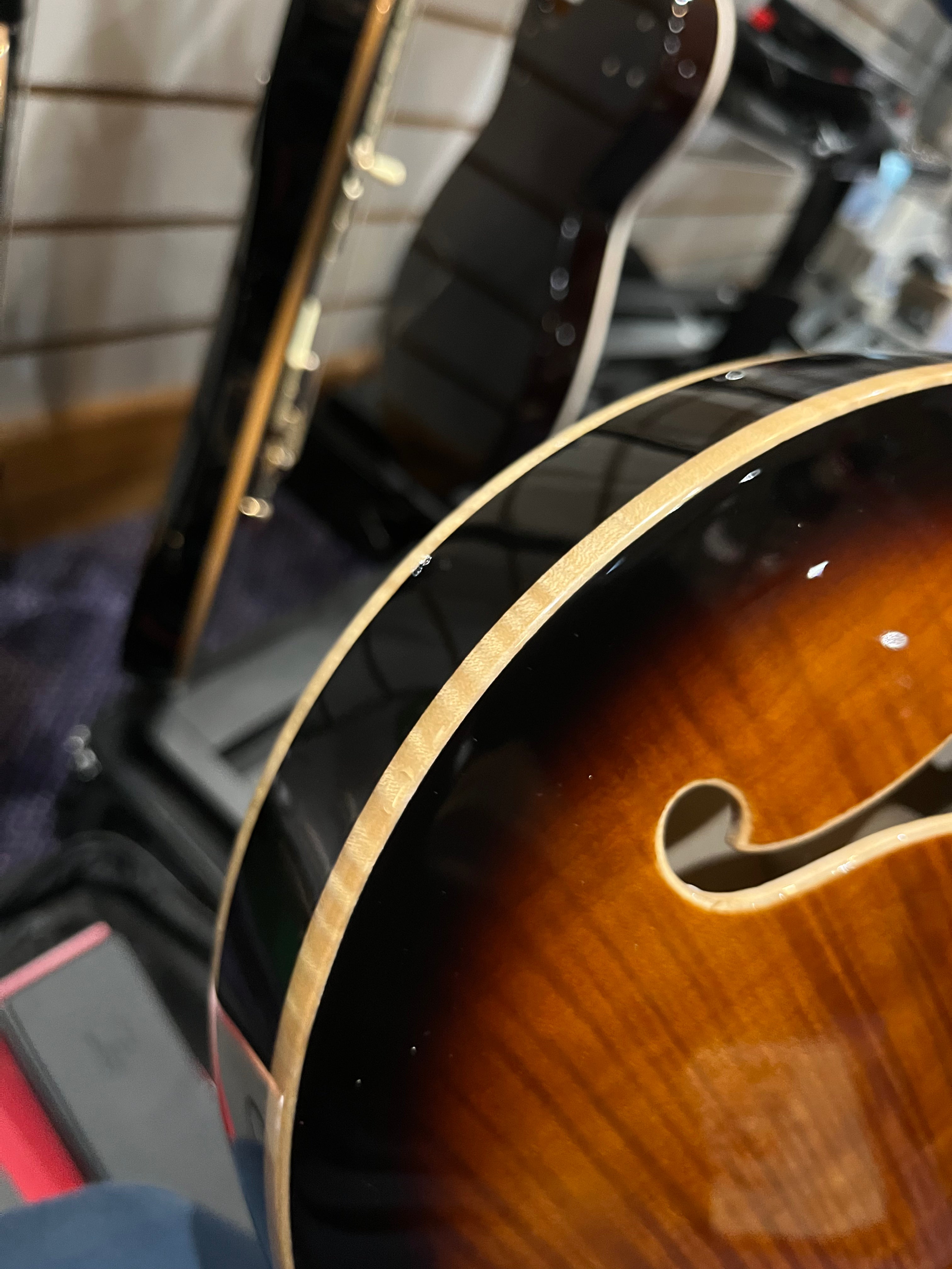PRS SE Hollowbody II Piezo Noir Or Démo