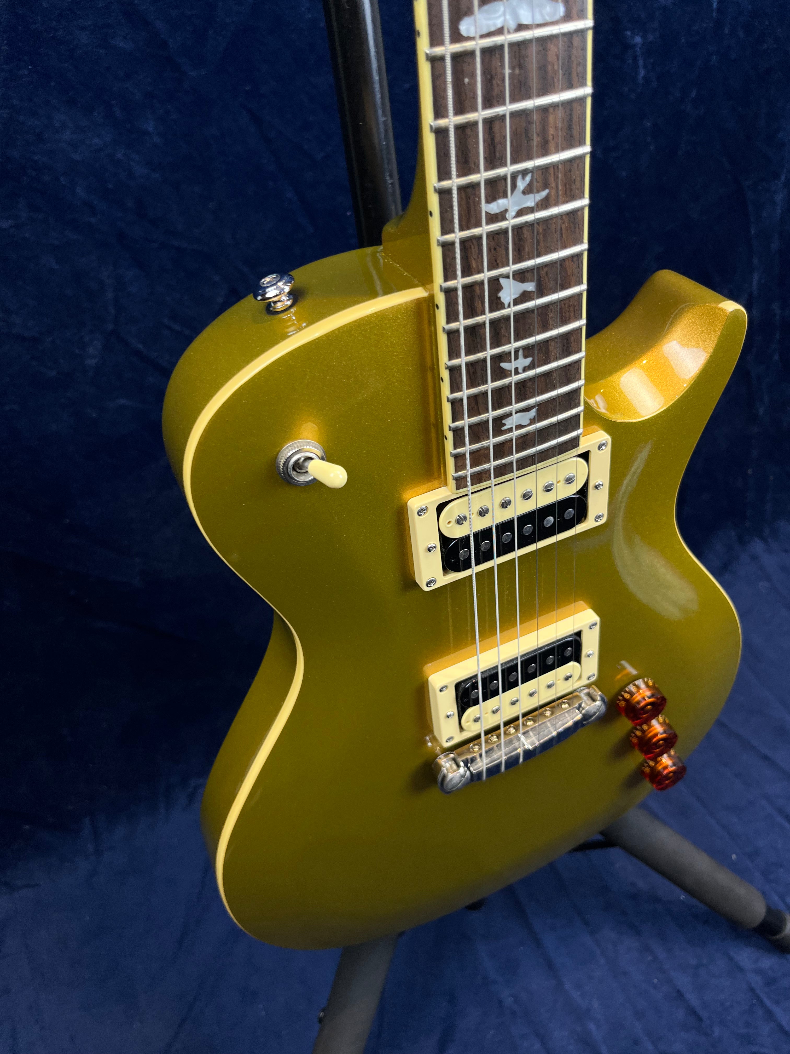 PRS SE Bernie Marsden Signature Or Métallisé Occasion avec Housse