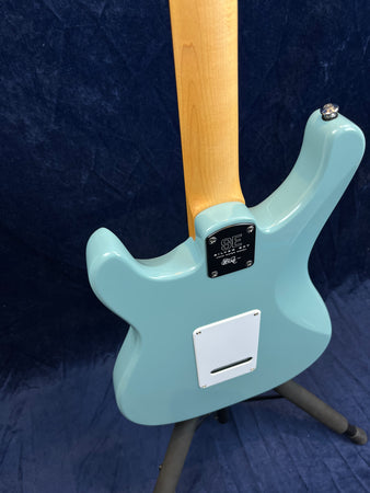 PRS SE Silver Sky John Mayer Signature in Stone Blue Pre-owned