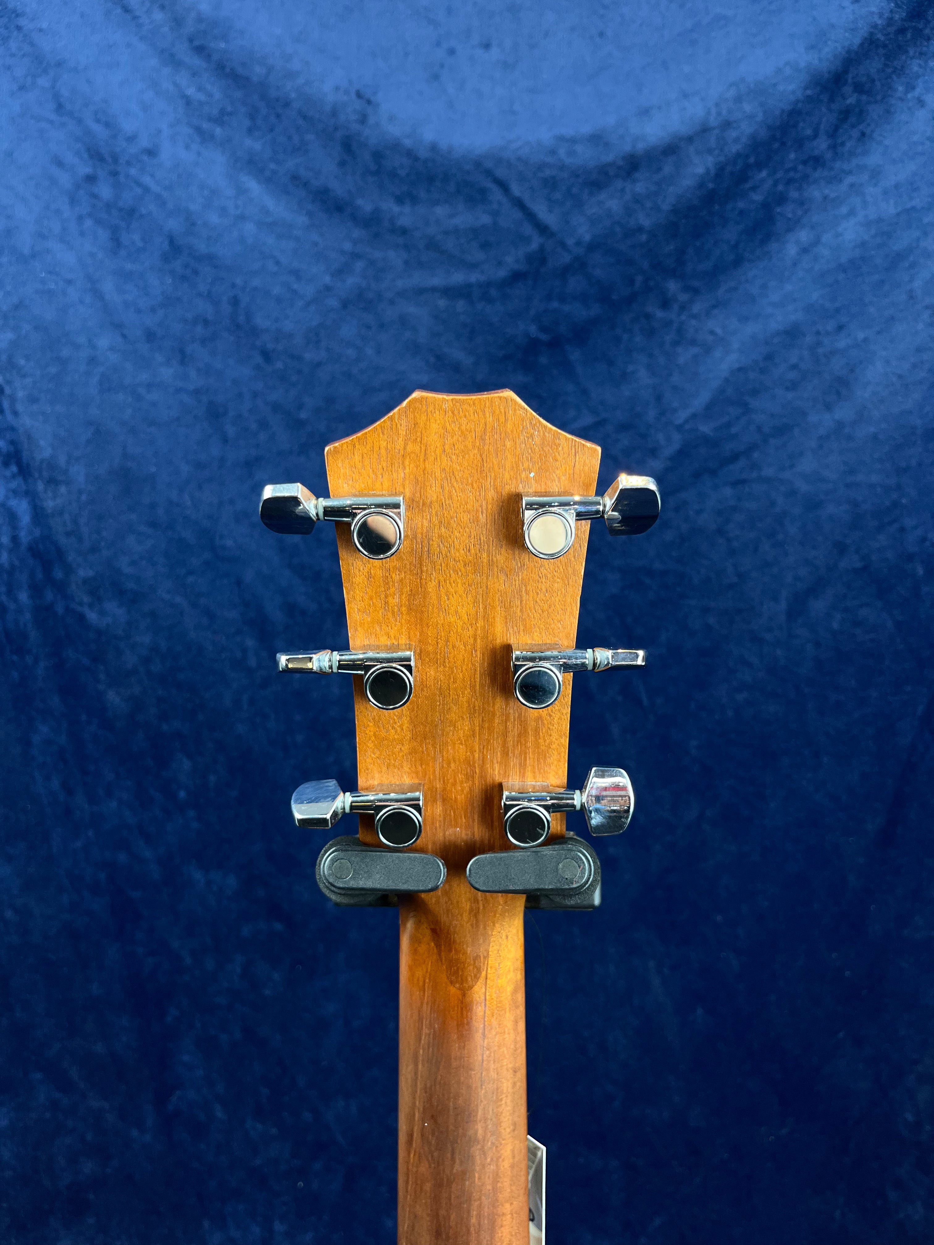 Taylor 210CE-DLX Koa Dreadnought ES1 2014 Naturelle d'occasion