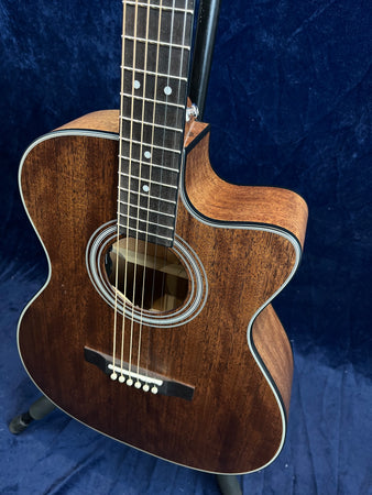 Cort Pure OCMF All Solid Concert Electro Acoustic in Mahogany Pre-owned with case