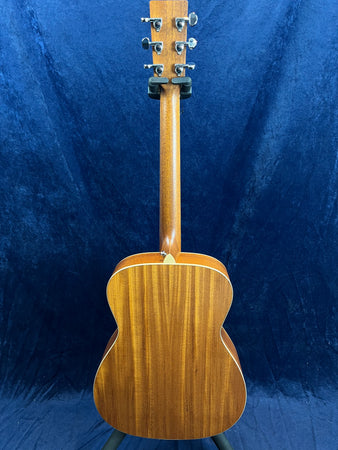 Auden Neo Bowman Electro Acoustic Cedar/Mahogany in Satin Natural