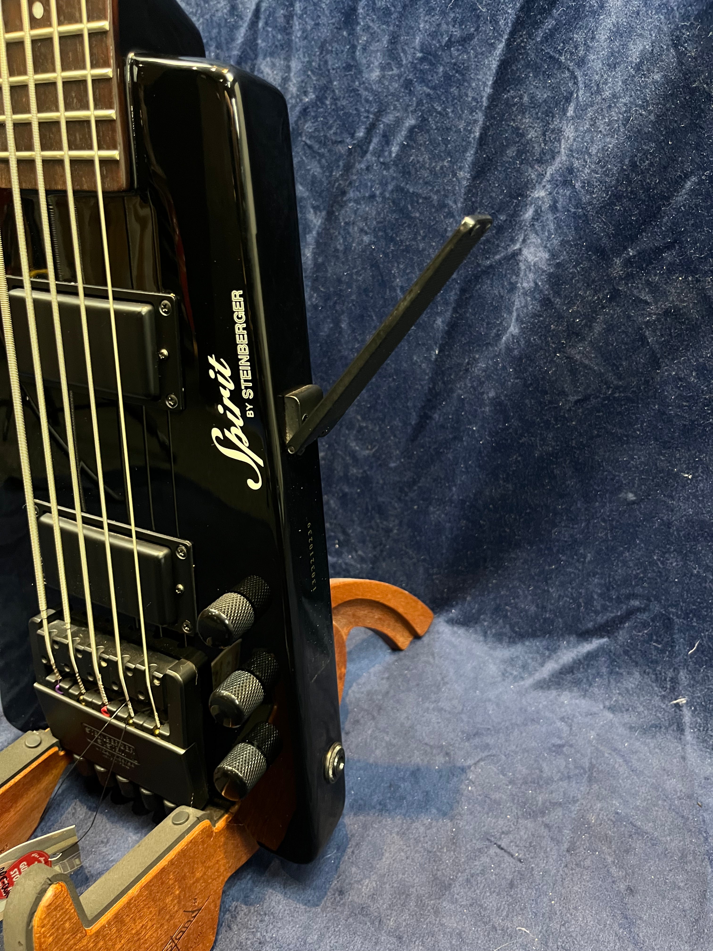 Spirit by Steinberger XT-25 5 String Bass in Gloss Black Pre-owned