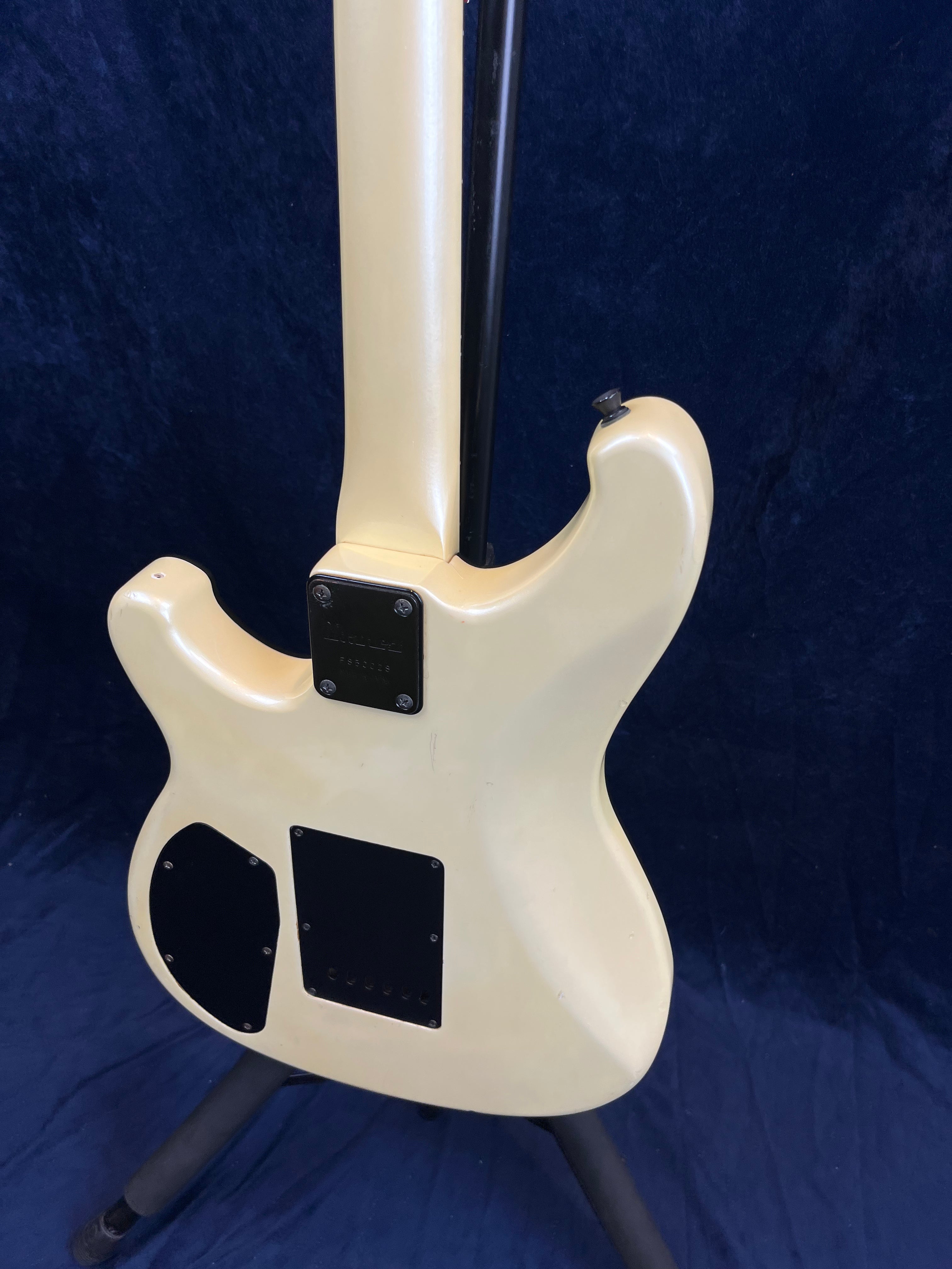 Ibanez RS530 Roadster II Deluxe 1985 blanche d'occasion