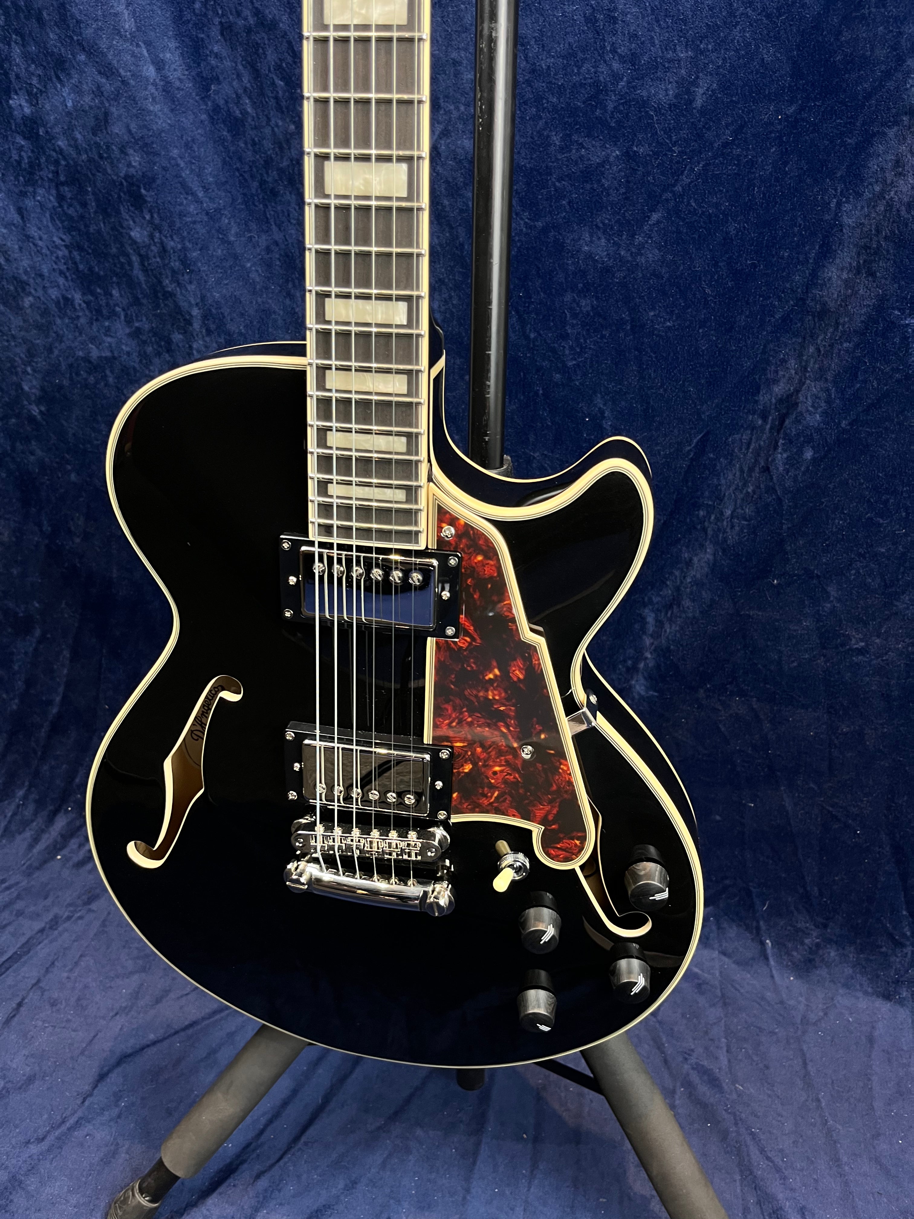 D'Angelico Premier SS Semi-Hollow Electric in Black Pre-owned