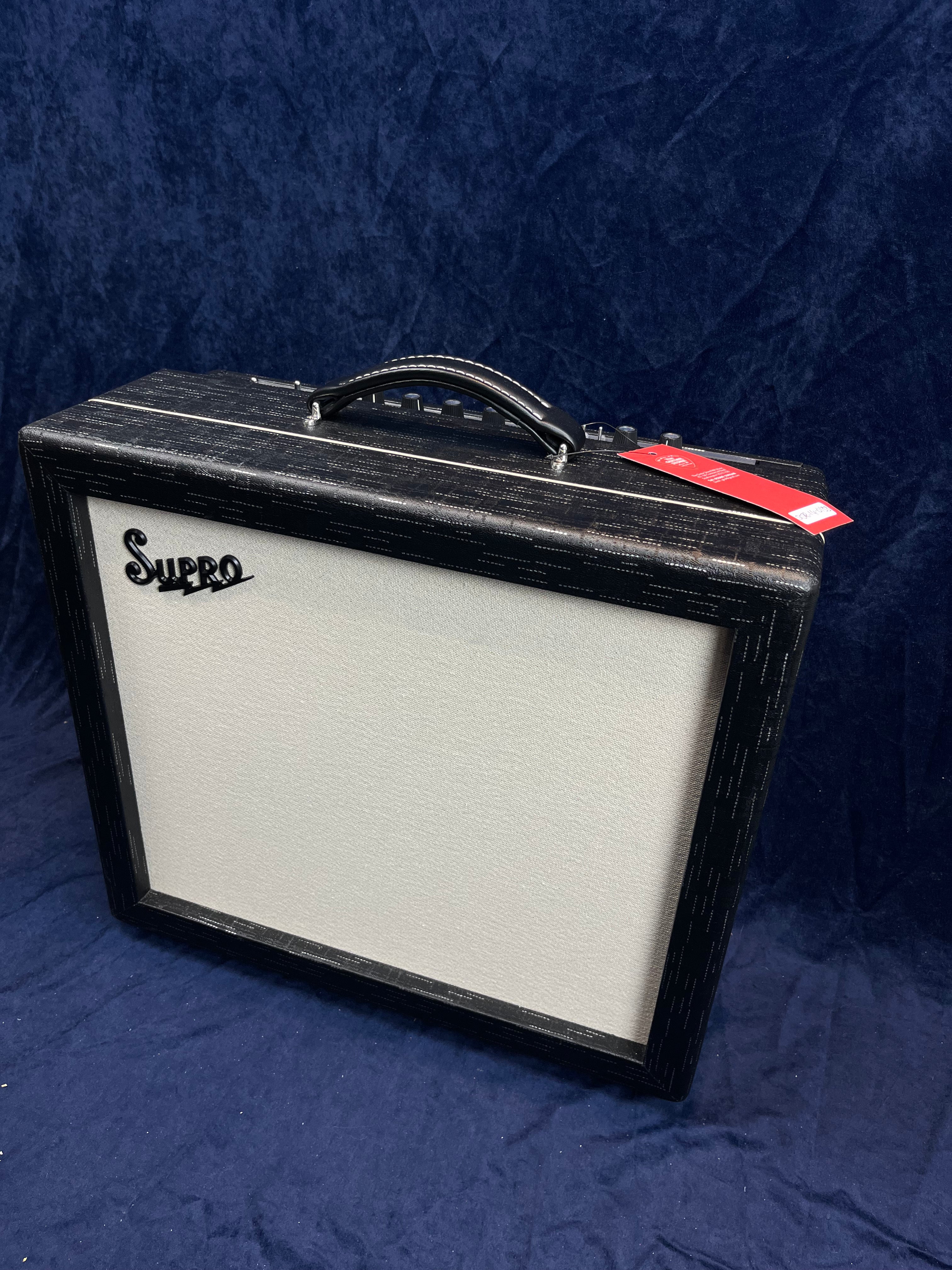 Supro Royale 50 Valve Combo Amplifier in Black Scandia Pre-owned