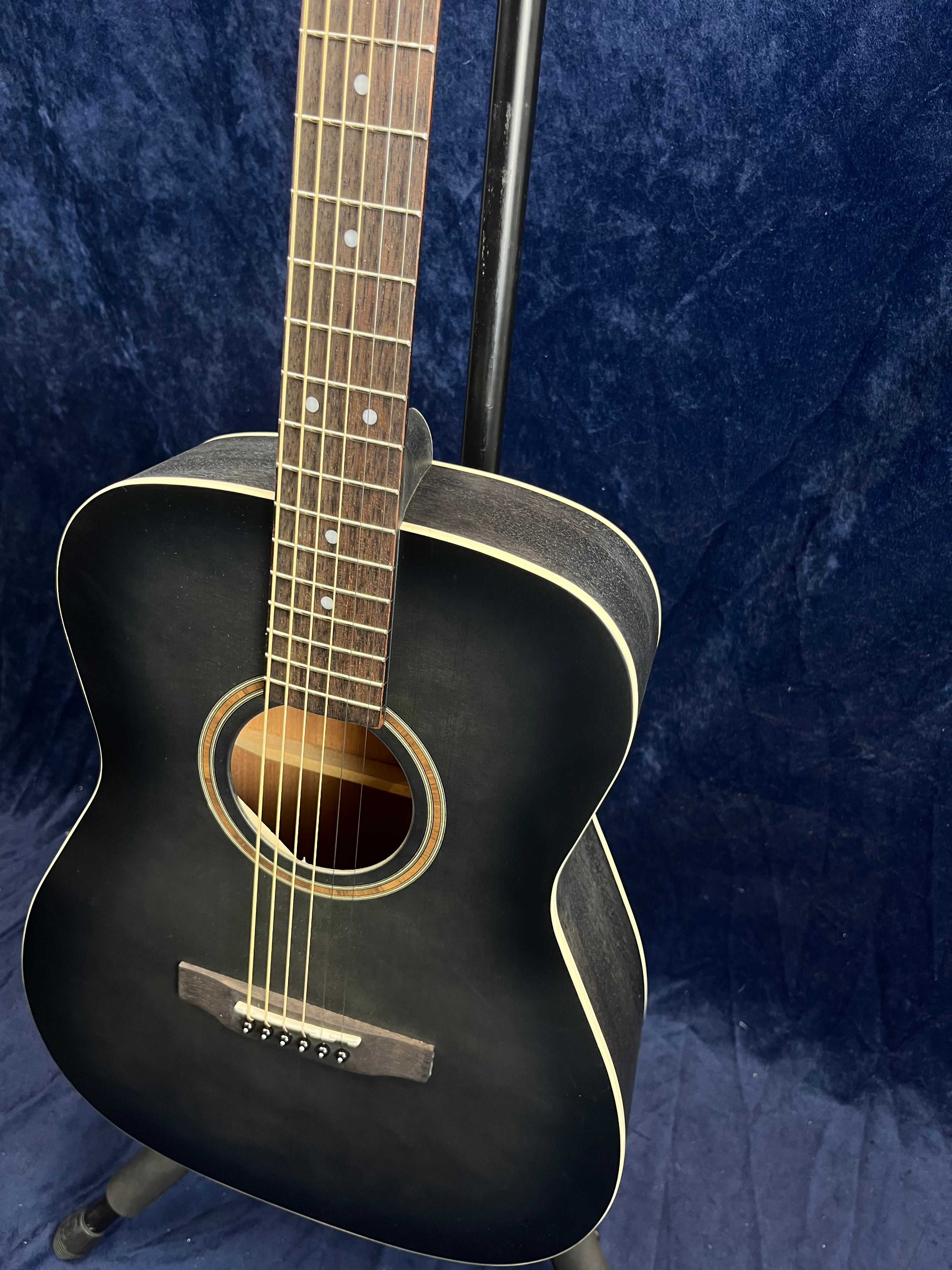 Cort AF550 Concert Acoustic Guitar in Open Pore Black