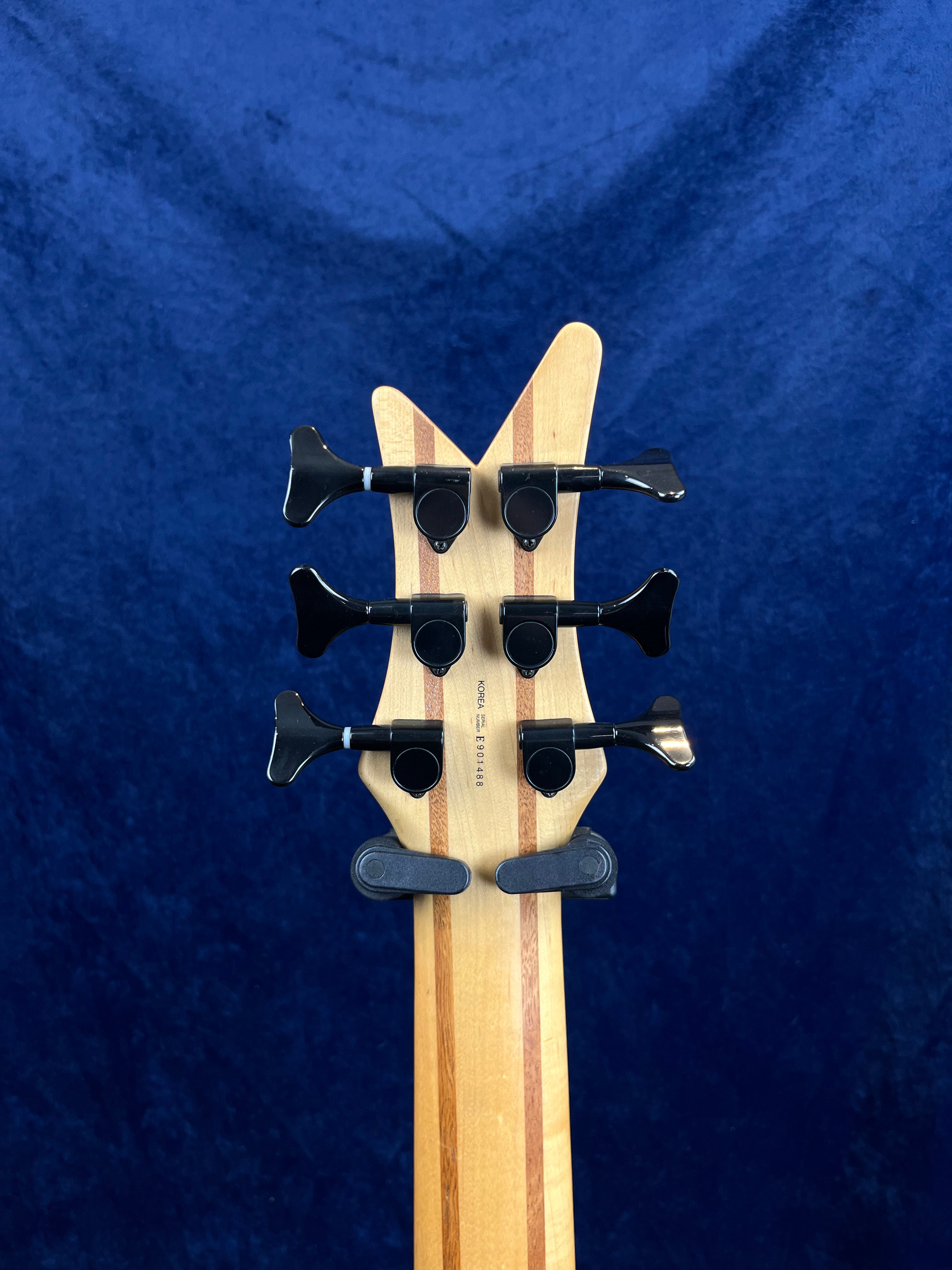 Guitare basse Dean Edge 6 cordes violette d'occasion