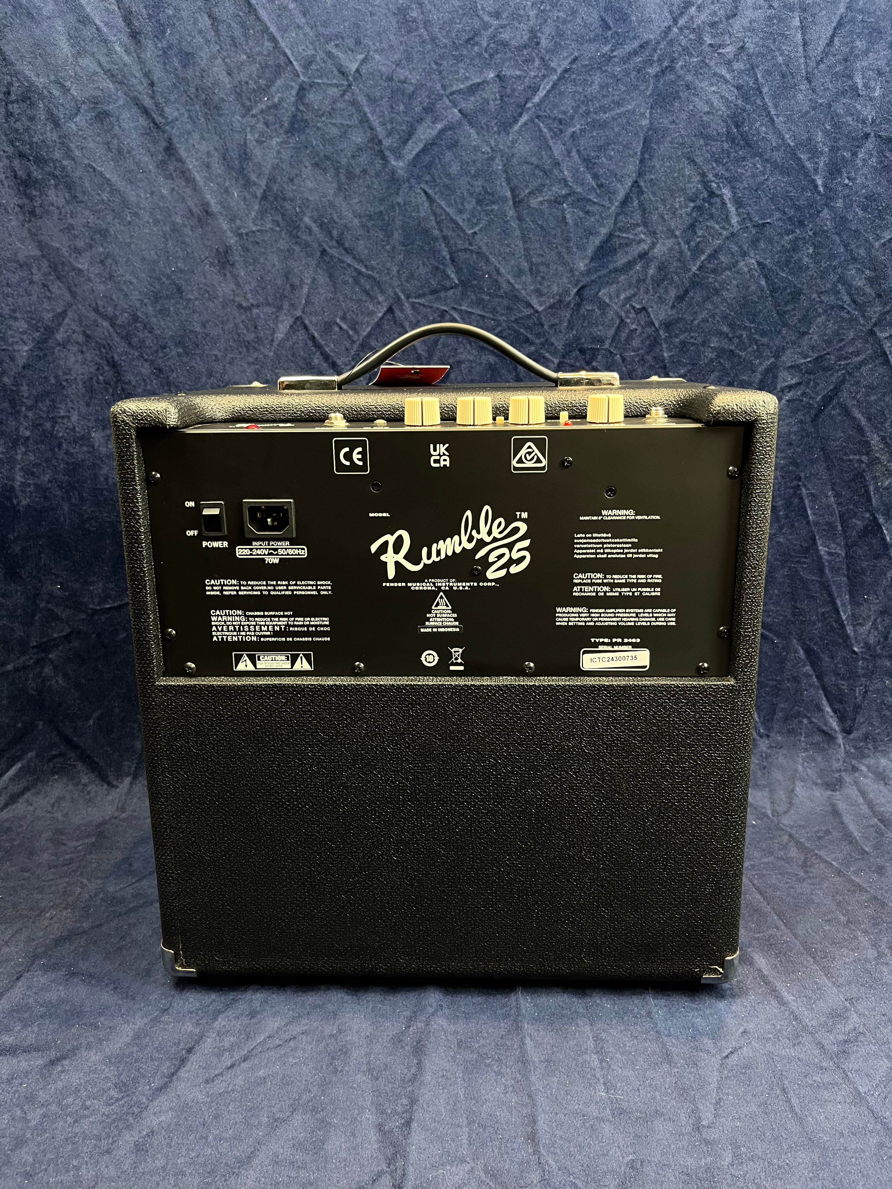 Fender Rumble 25 Bass Combo Amp Pre-owned