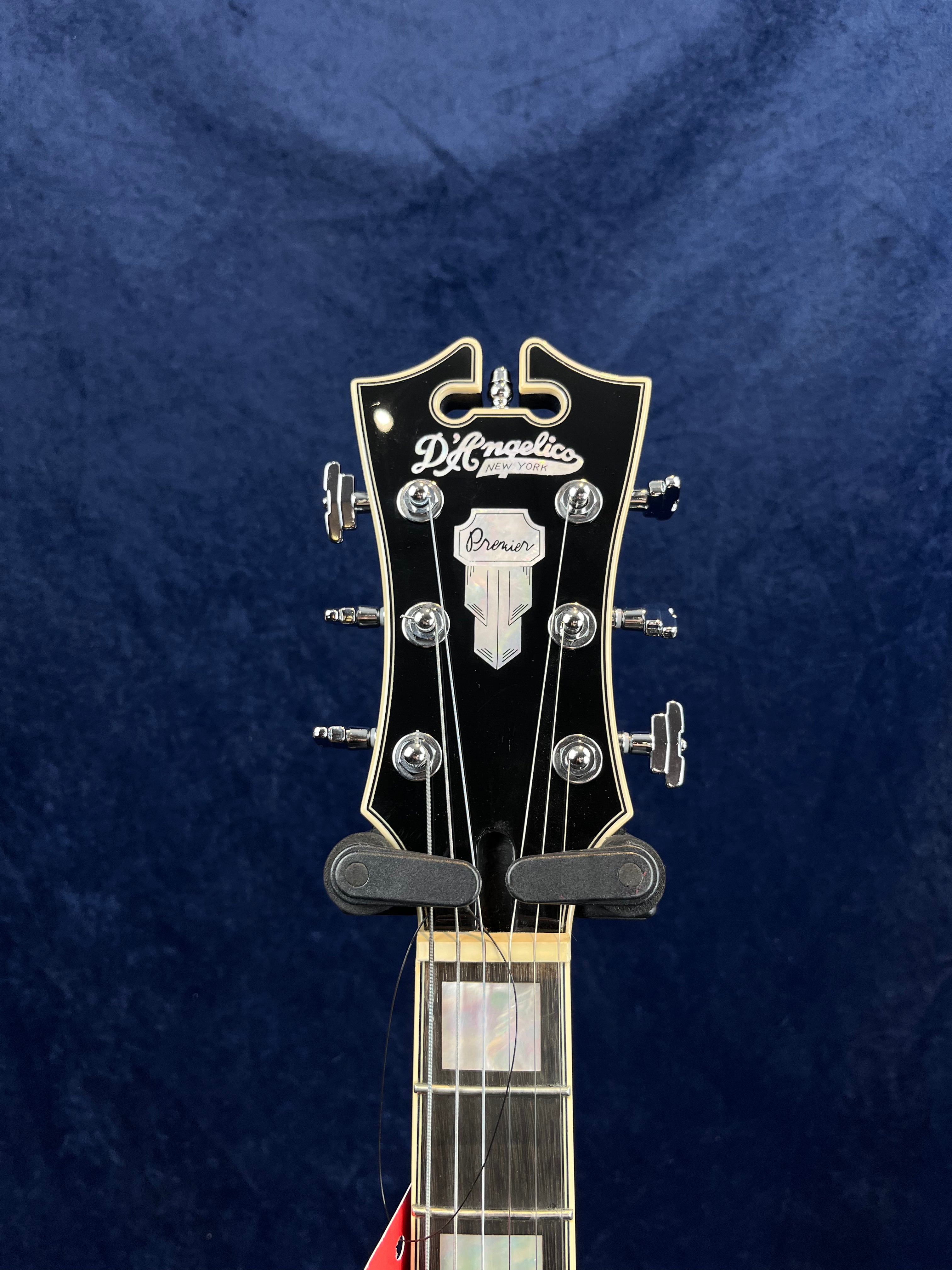 Guitare électrique D'Angelico Premier SS noire (produit déclassé)