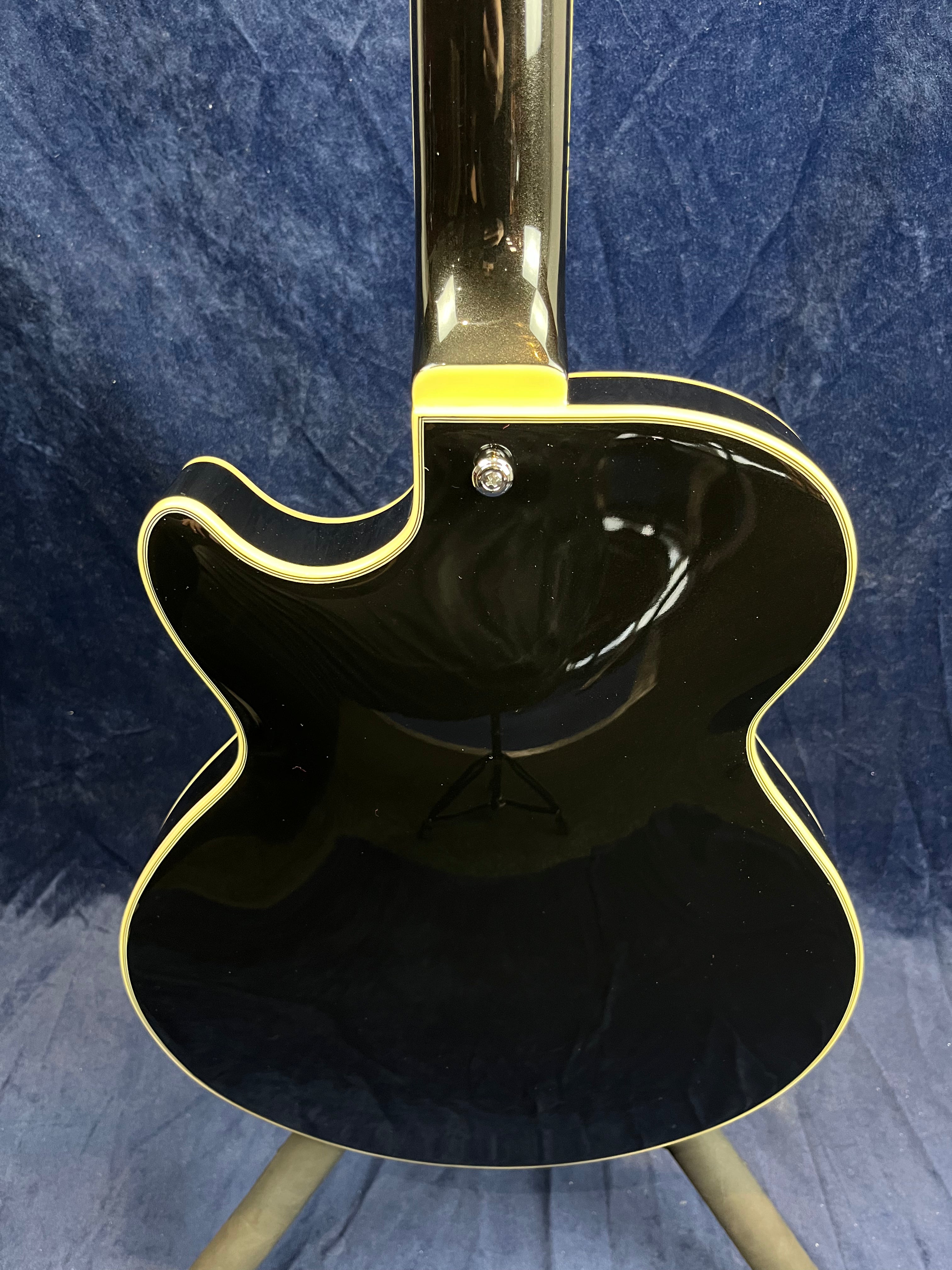 Guitare électrique D'Angelico Premier SS noire (produit déclassé)