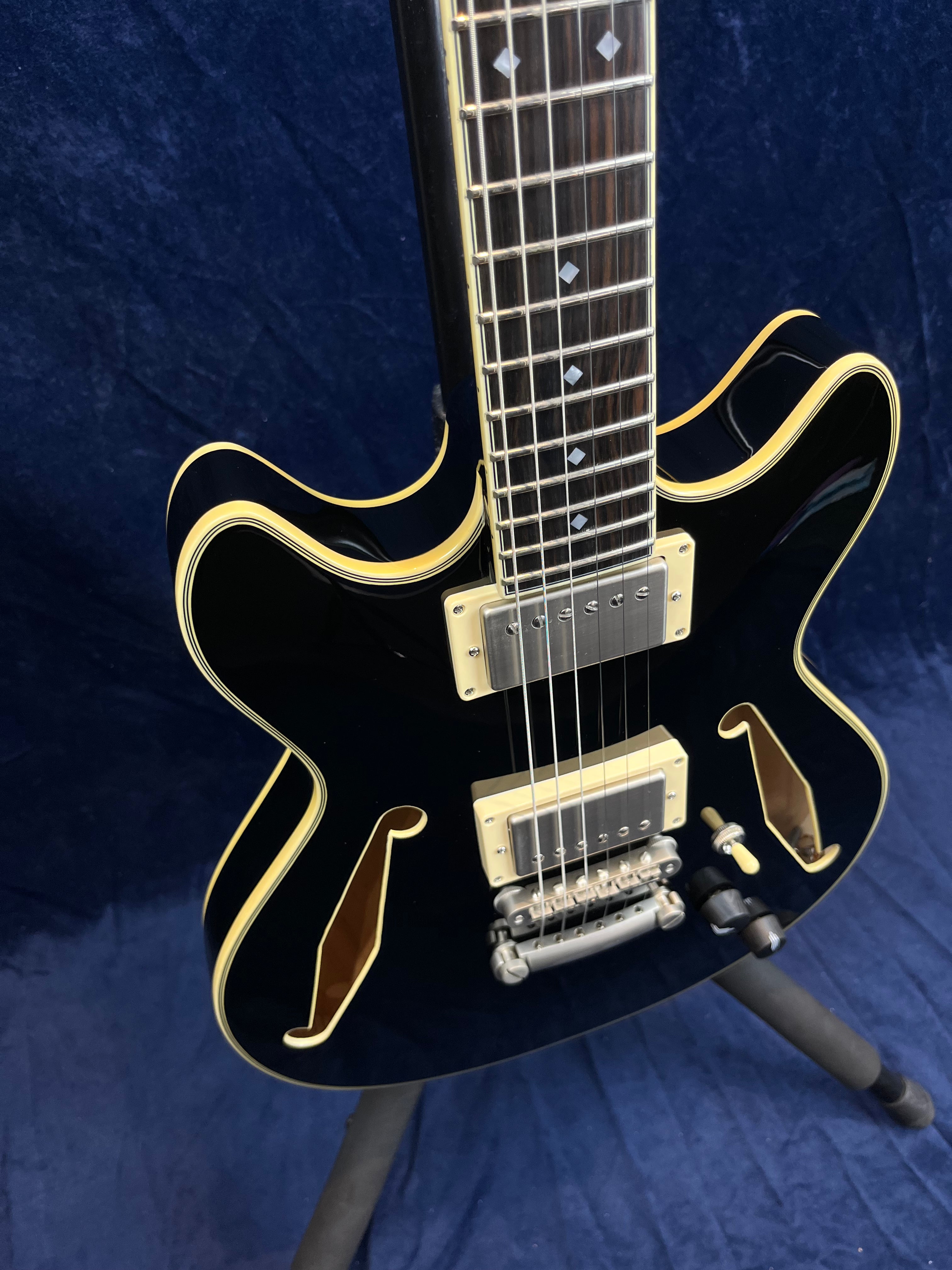 Guitare électrique D'Angelico Excel Mini DC Tour noire - B-stock