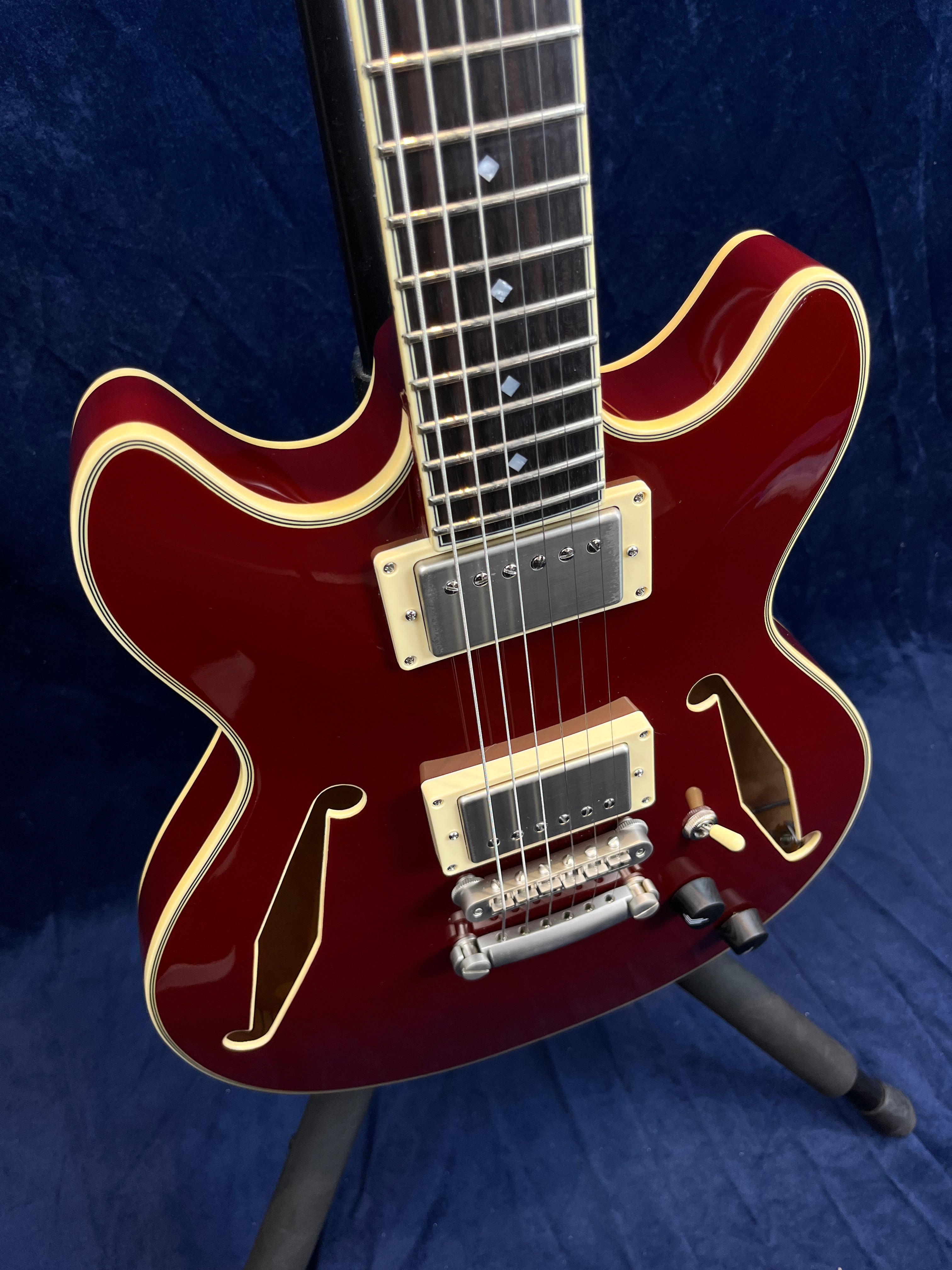 Guitare électrique D'Angelico Excel Mini DC Tour rouge (produit de catégorie B)