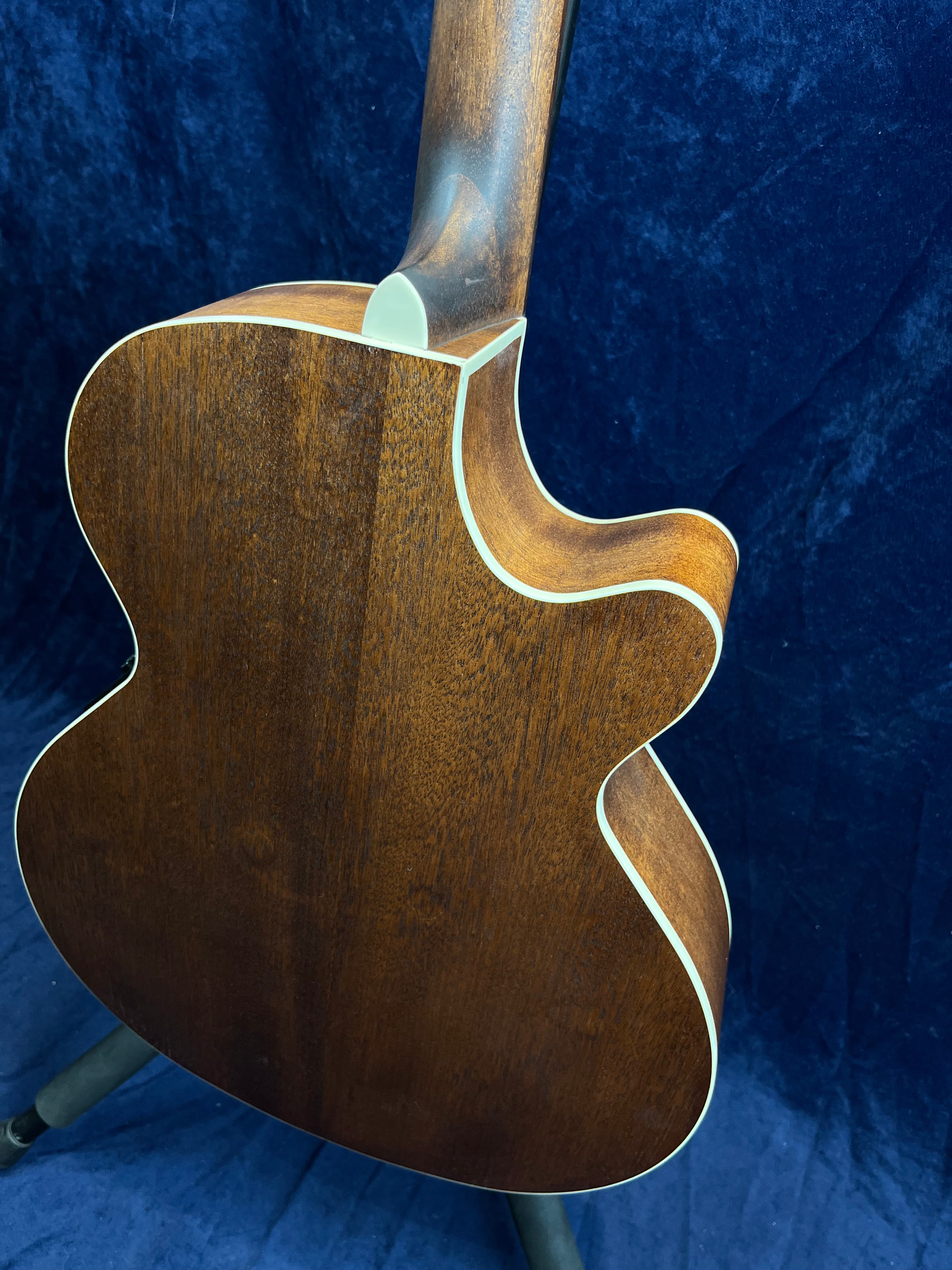 Cort SFX ME Left Handed Electro Acoustic Cutaway in Open Pore Natural