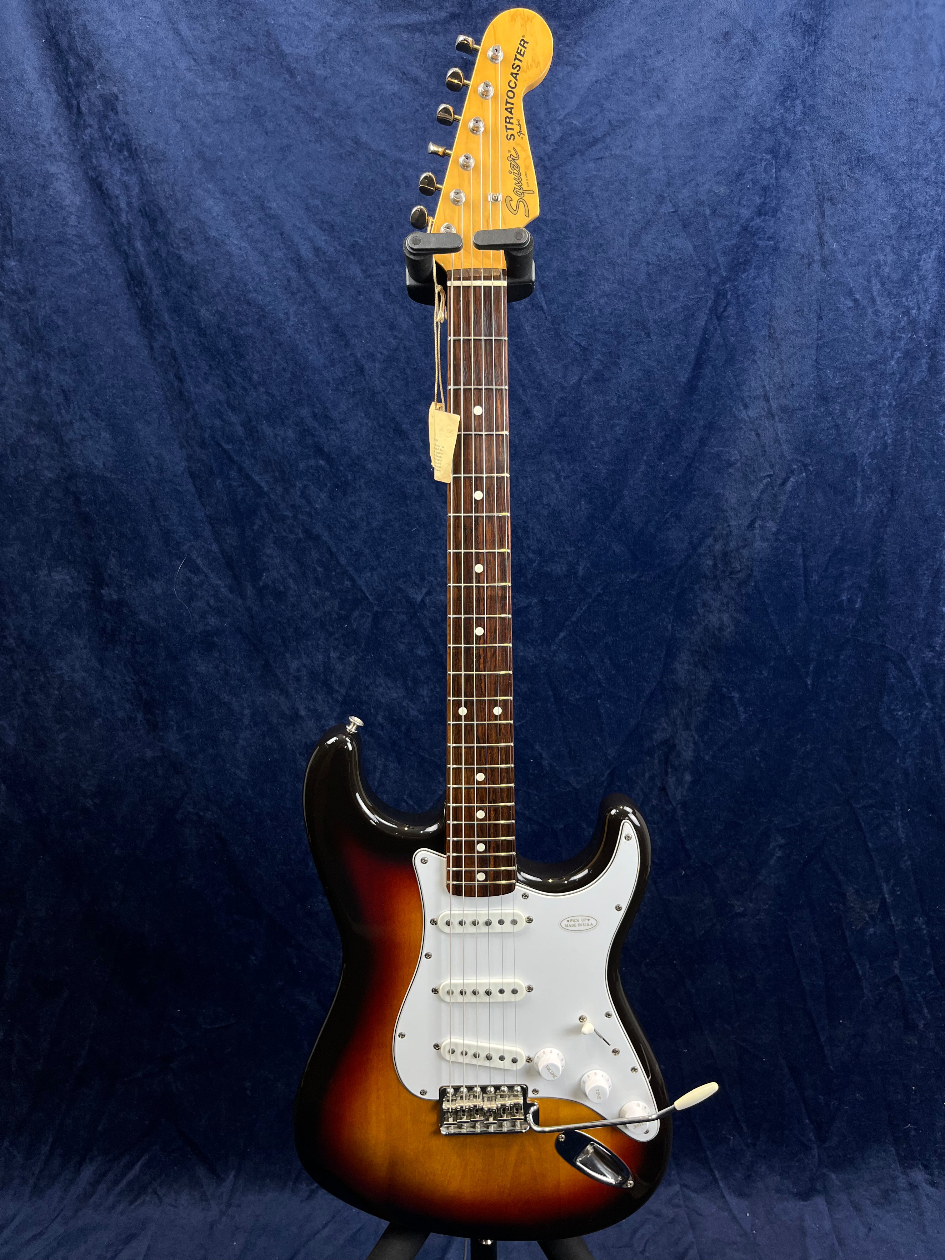 Squier JV ST62 Stratocaster 1983 w/ Swing Tag in Sunburst