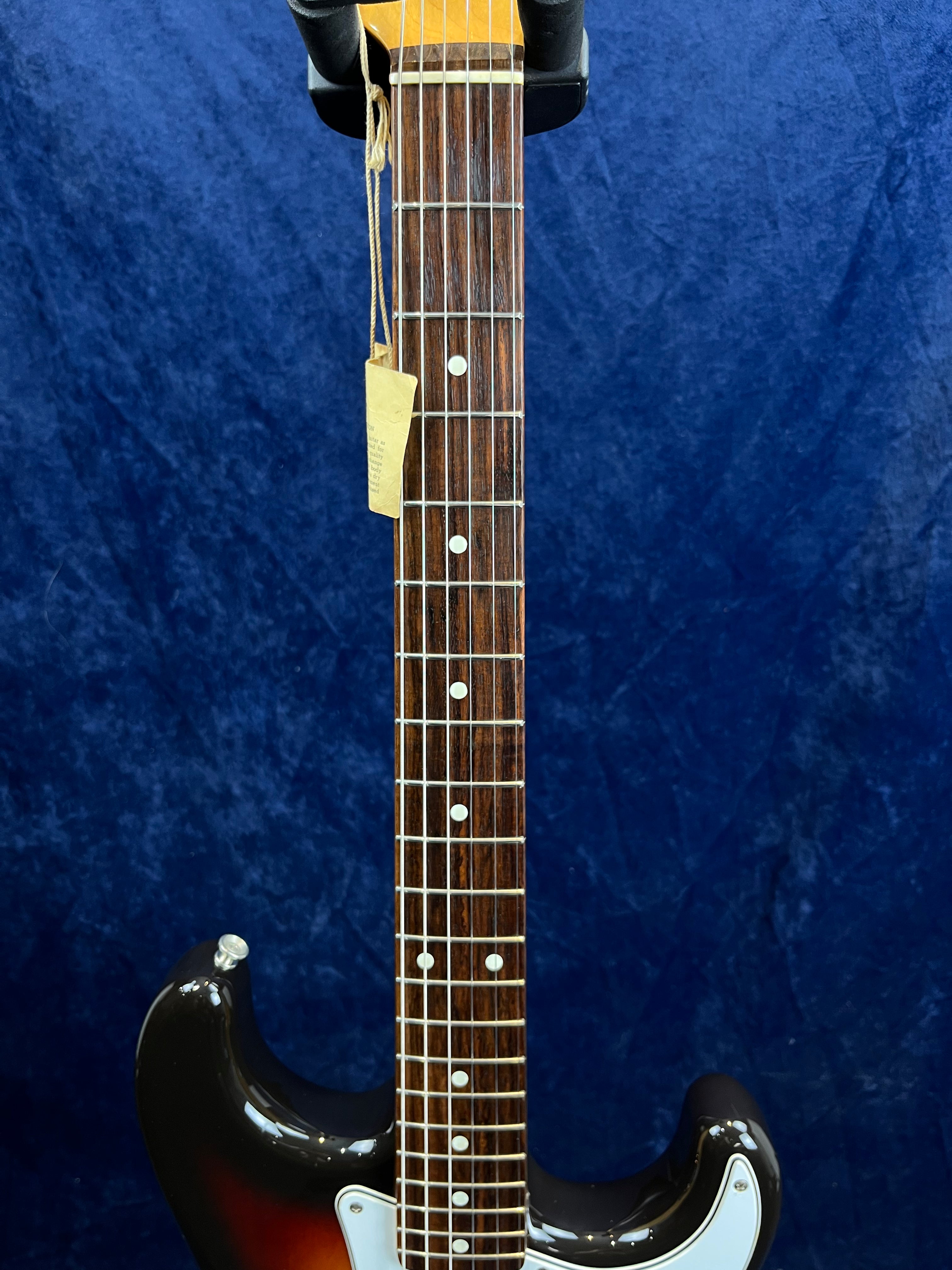 Squier JV ST62 Stratocaster 1983 w/ Swing Tag in Sunburst