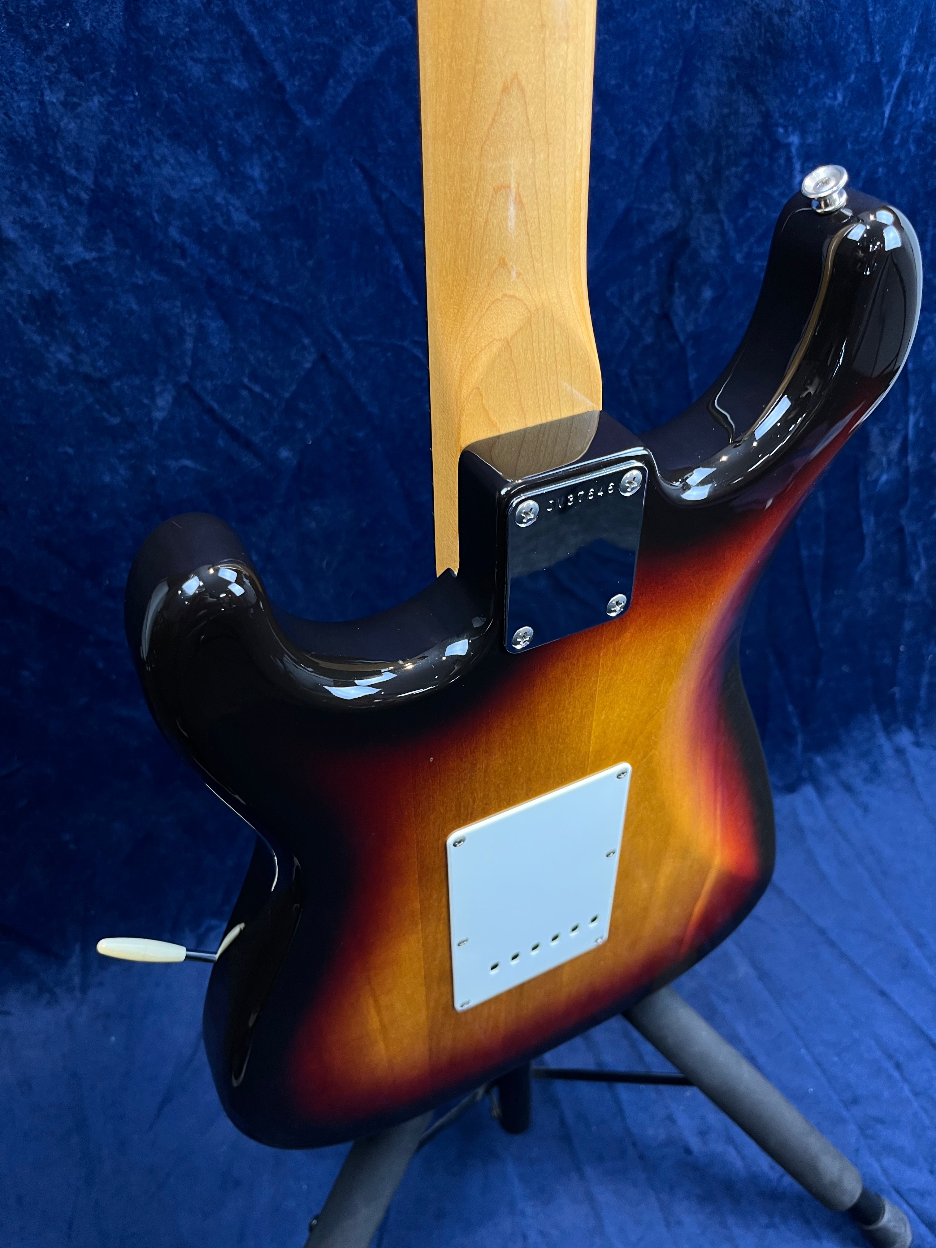 Squier JV ST62 Stratocaster 1983 w/ Swing Tag in Sunburst