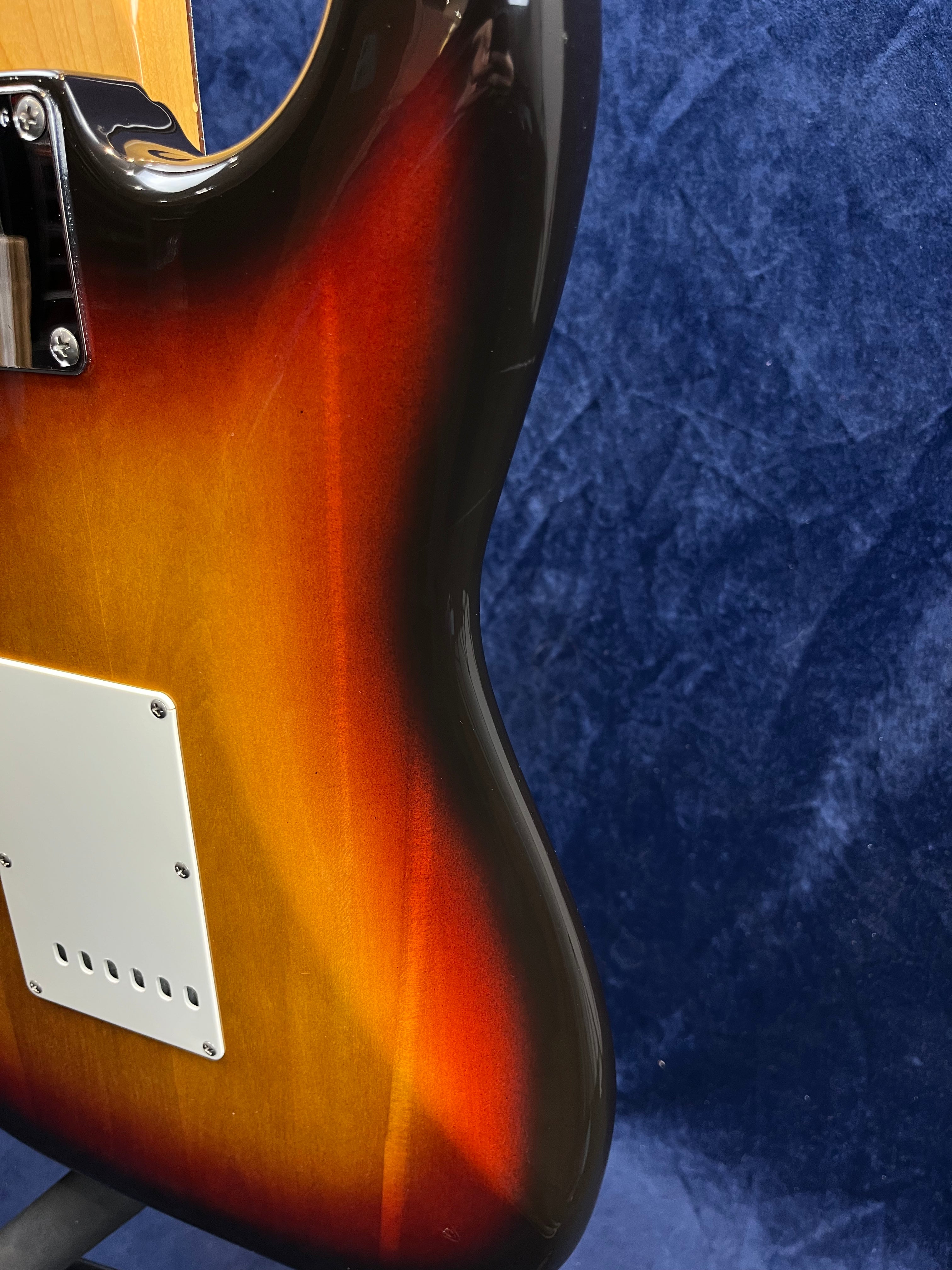 Squier JV ST62 Stratocaster 1983 w/ Swing Tag in Sunburst