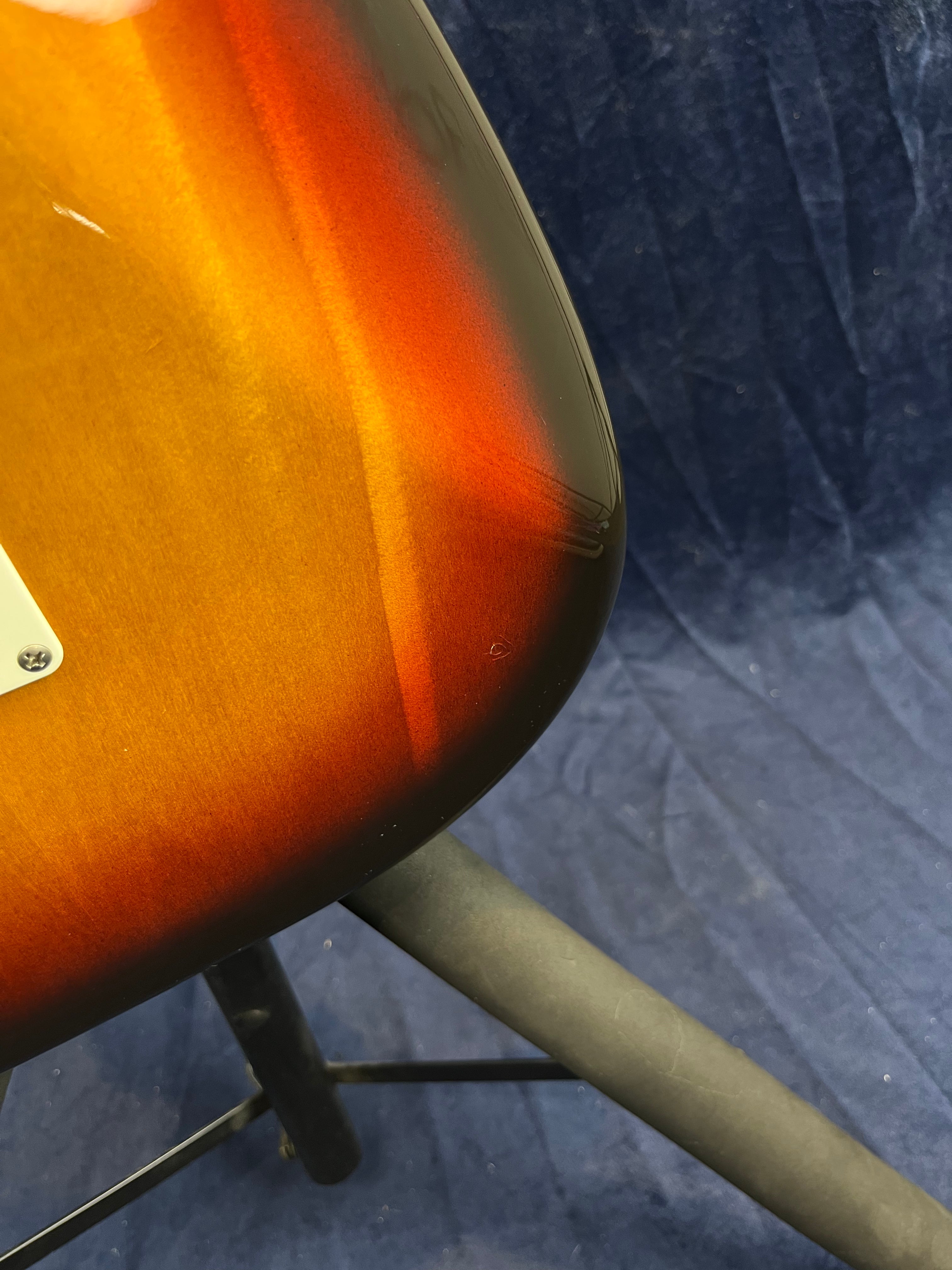 Squier JV ST62 Stratocaster 1983 w/ Swing Tag in Sunburst