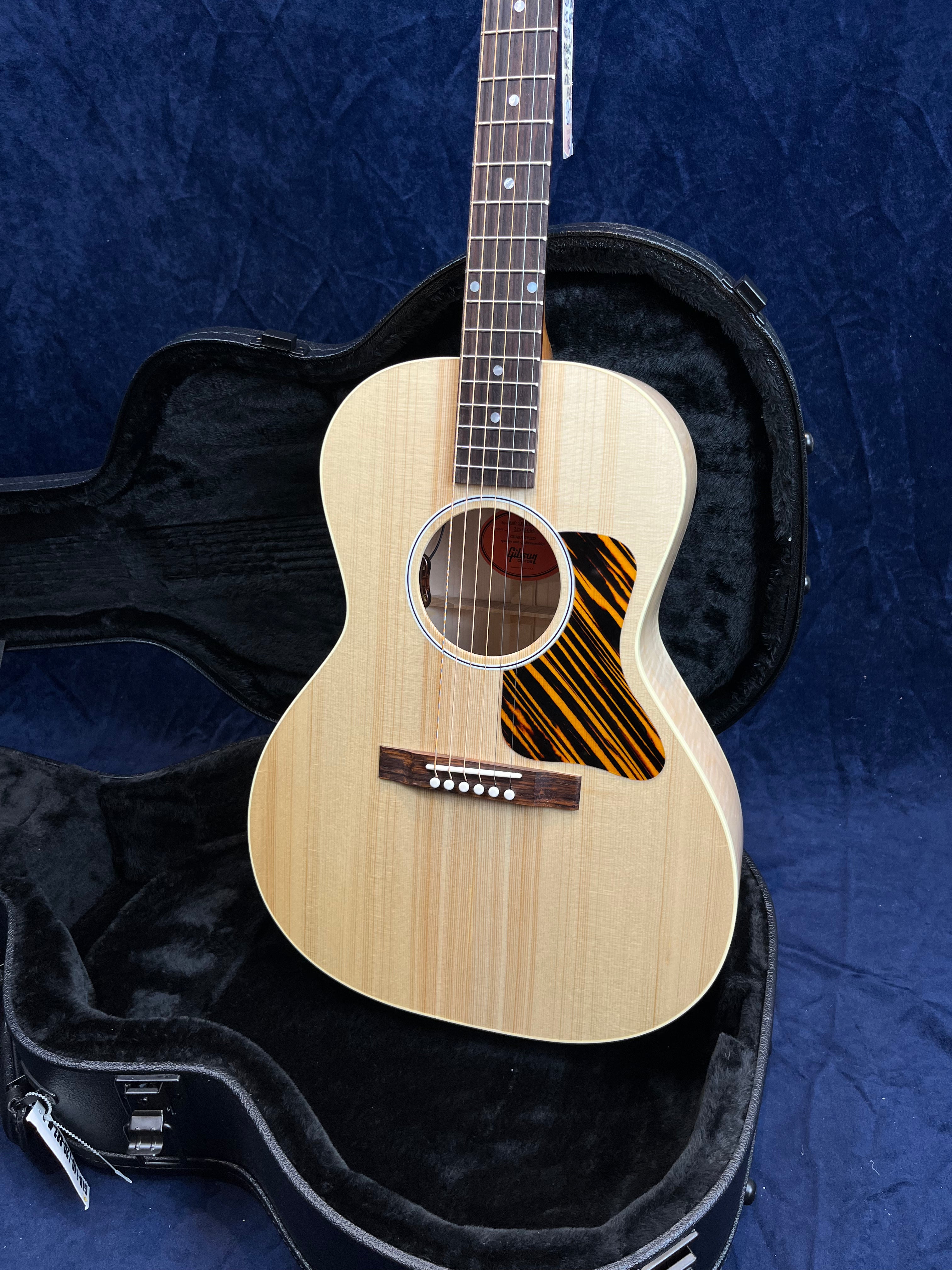 Gibson Custom Shop L-00 Maple Acoustic Guitar in Antique Natural