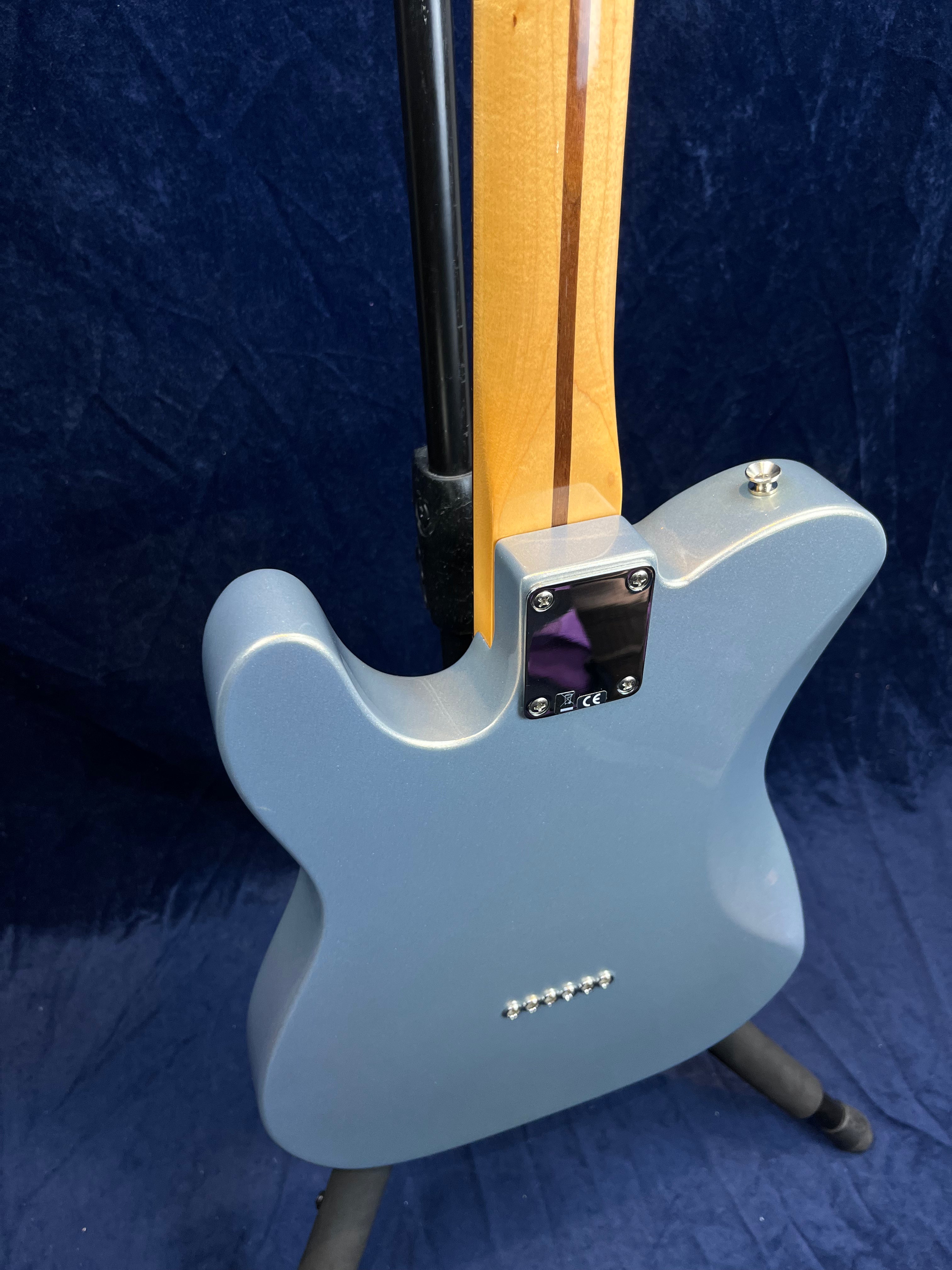 Fender Telecaster Blacktop Baritone HSS in Ghost Silver Pre-owned 2014