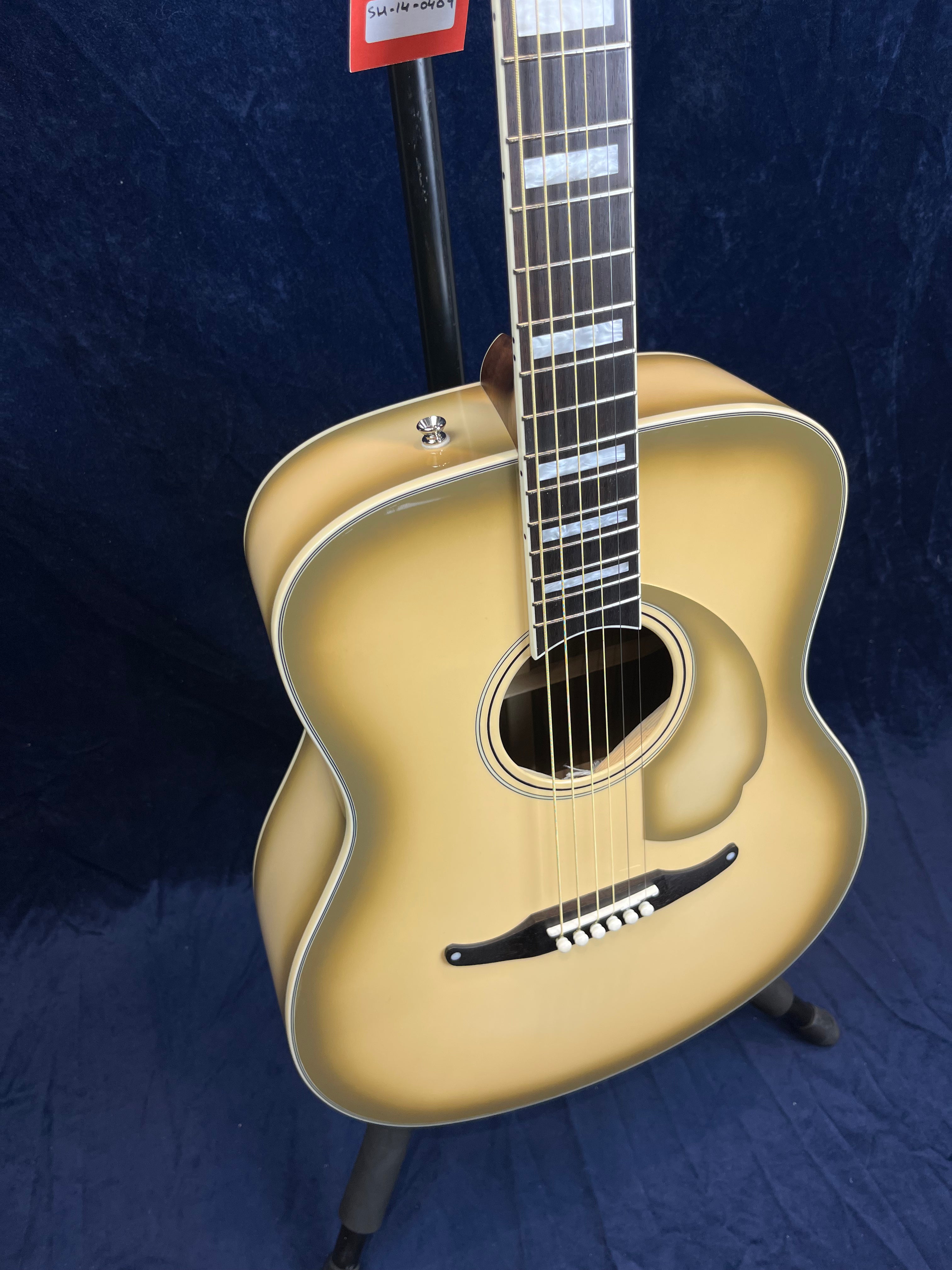 Fender Ltd Edition California Vintage Palomino in Antigua Pre-owned