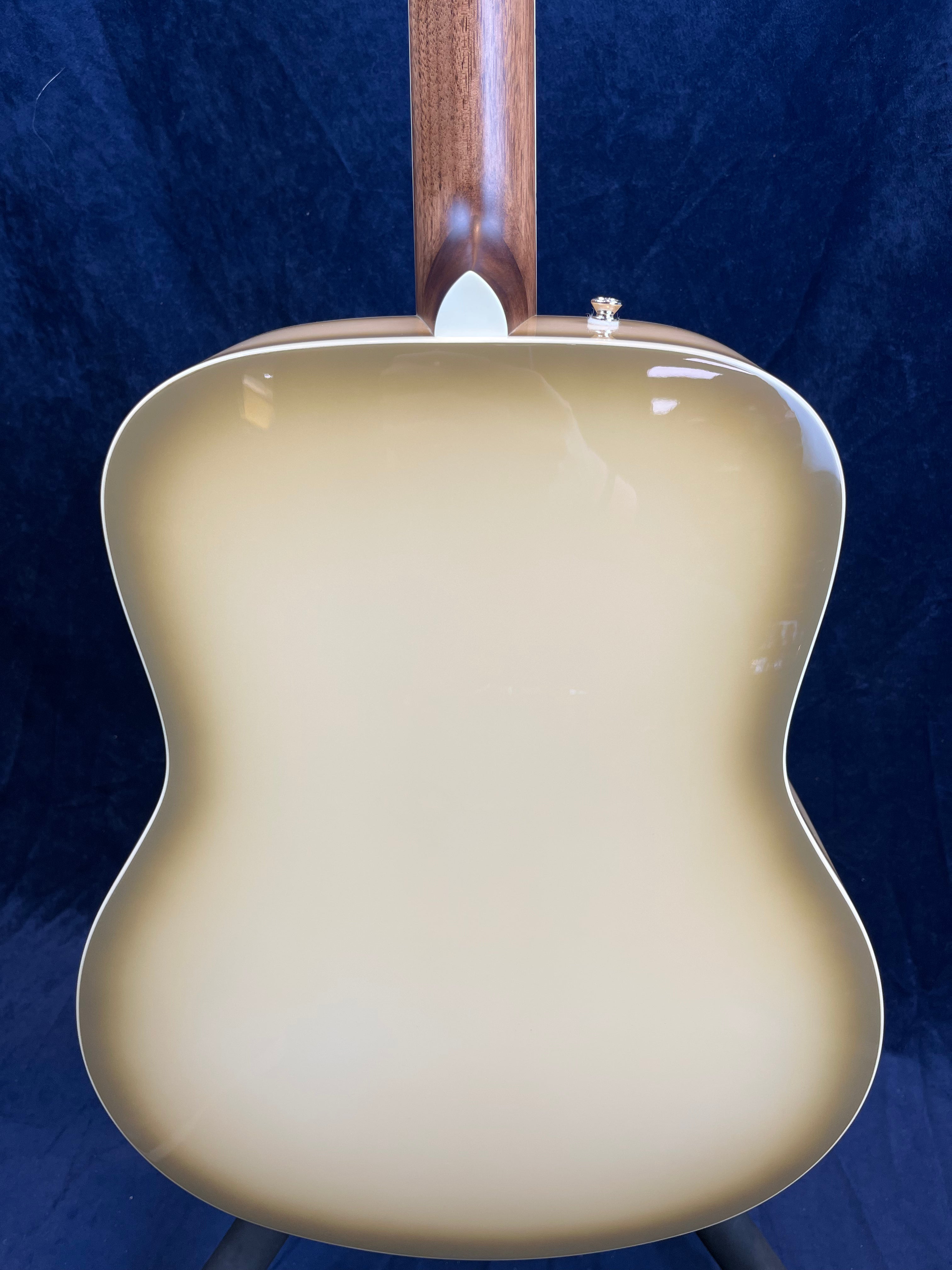Fender Ltd Edition California Vintage Palomino in Antigua Pre-owned