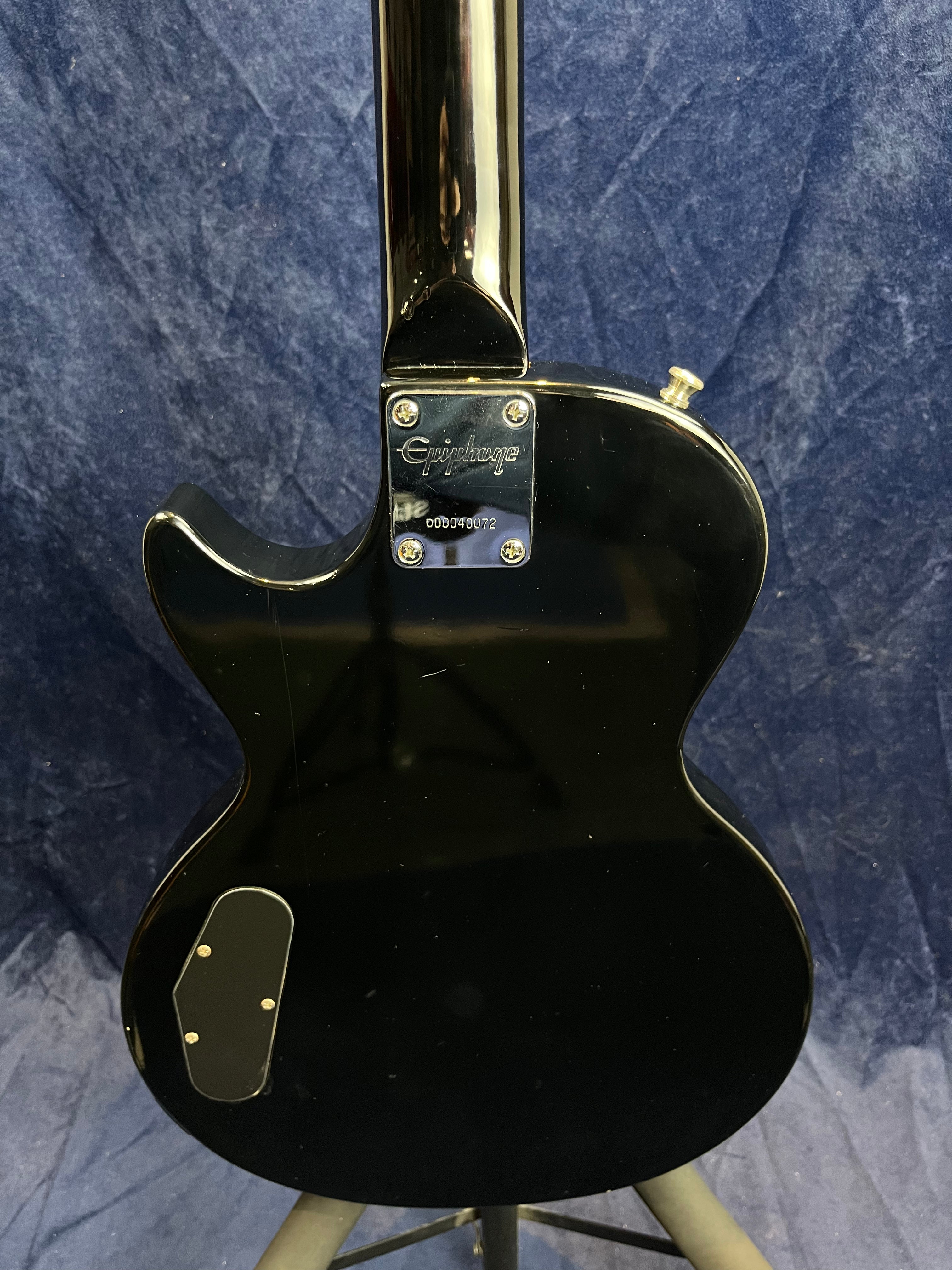 Epiphone Special Les Paul Electric Guitar in Sunburst Pre-owned