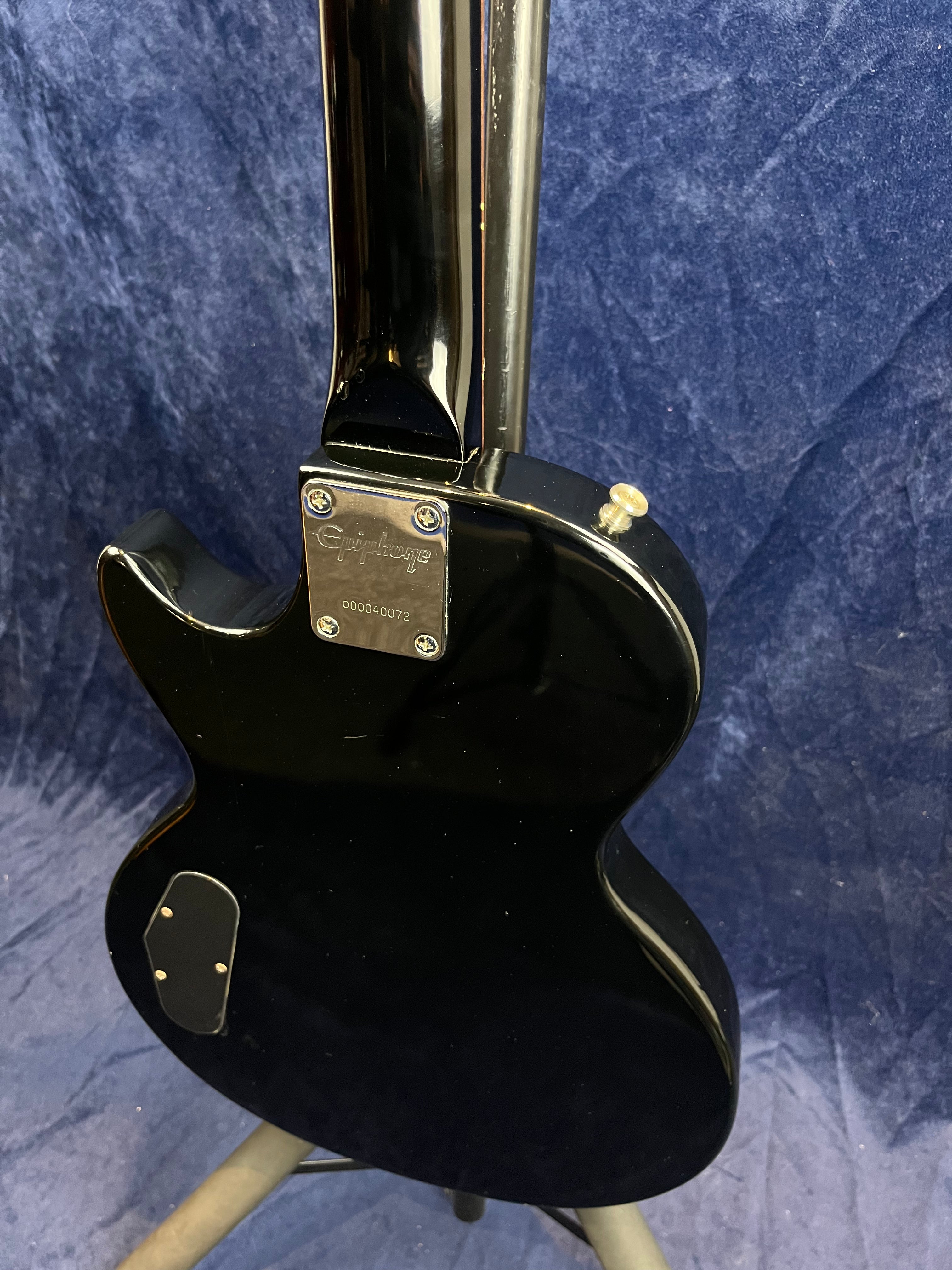 Epiphone Special Les Paul Electric Guitar in Sunburst Pre-owned