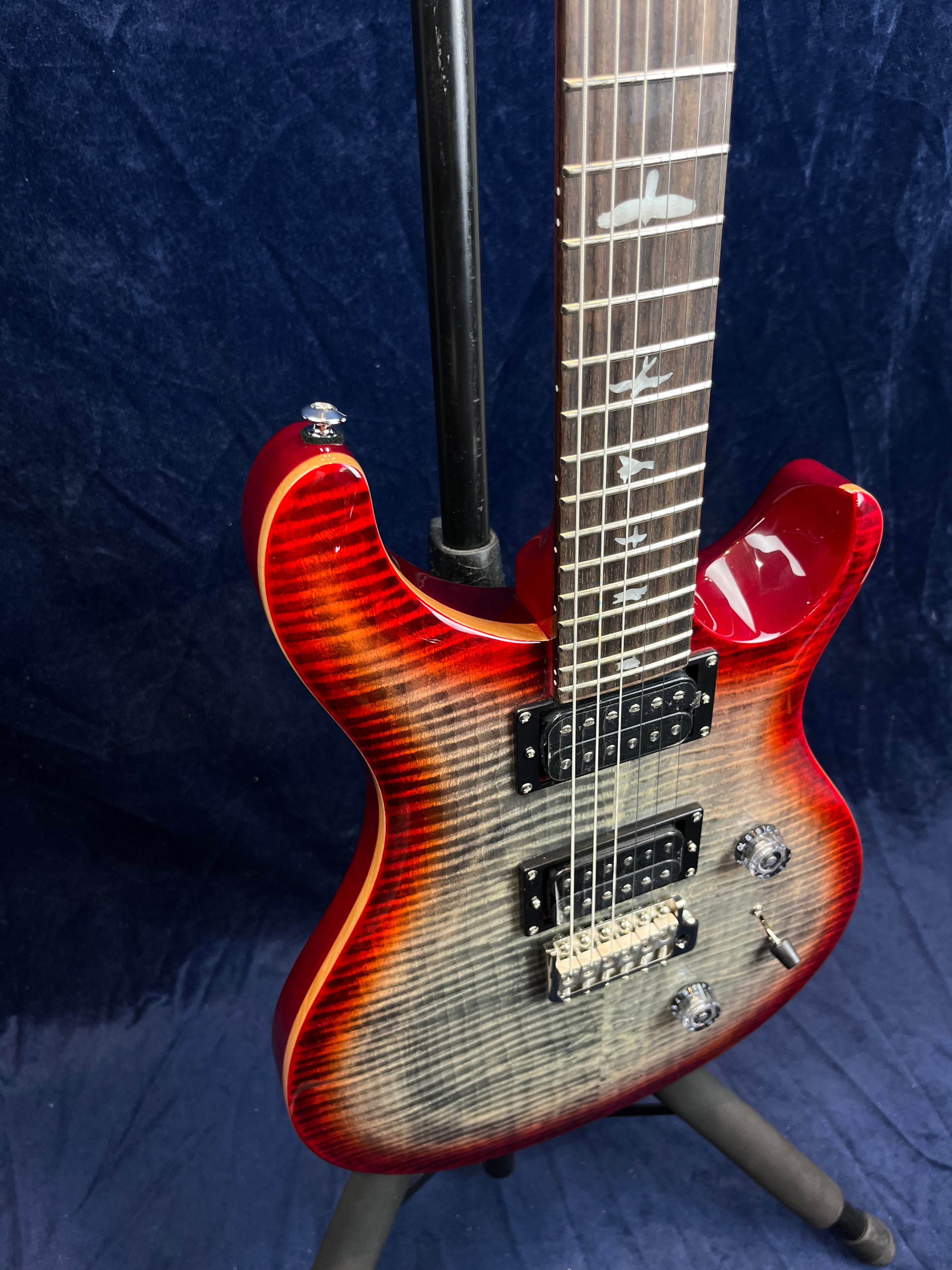 PRS SE Custom 24 Electric Guitar in Charcoal Cherry Burst Ex-Demo