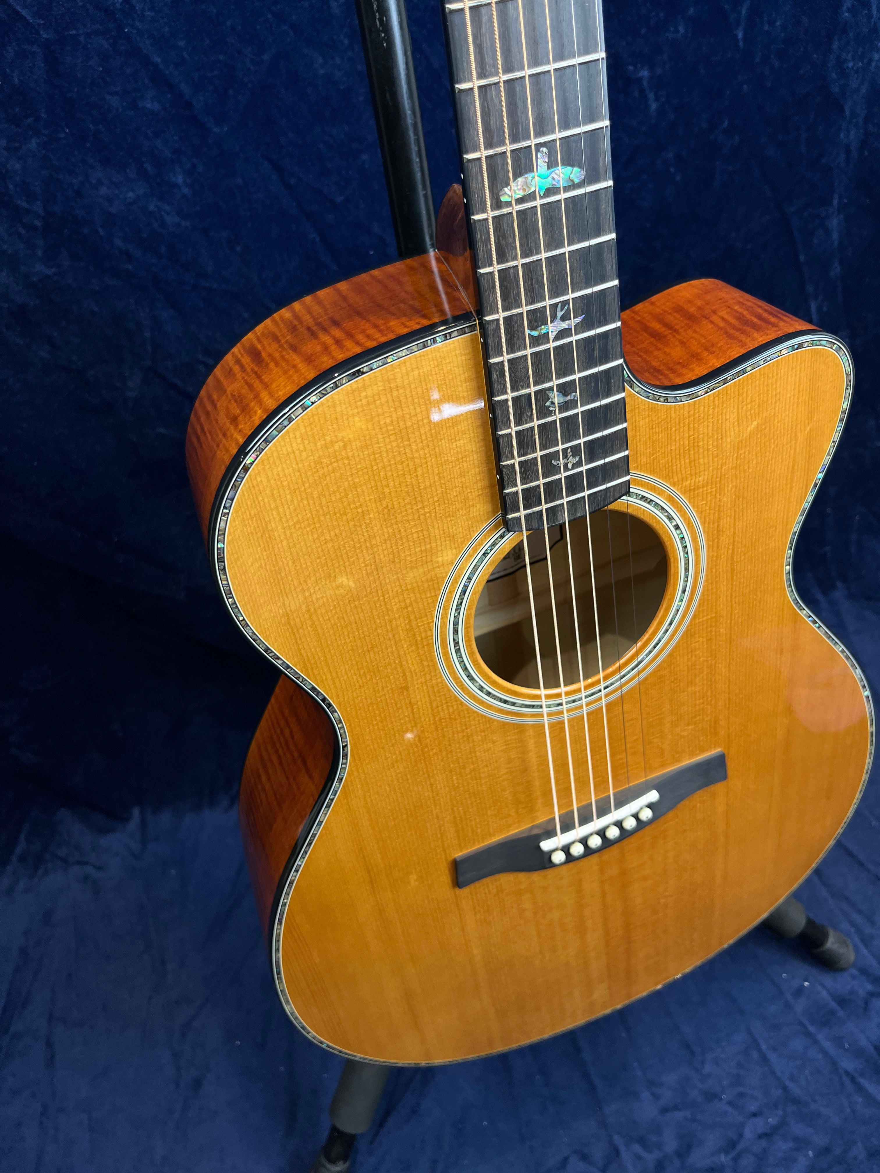 PRS SE A50E Angelus Electro Acoustic in Black Gold Ex Demo