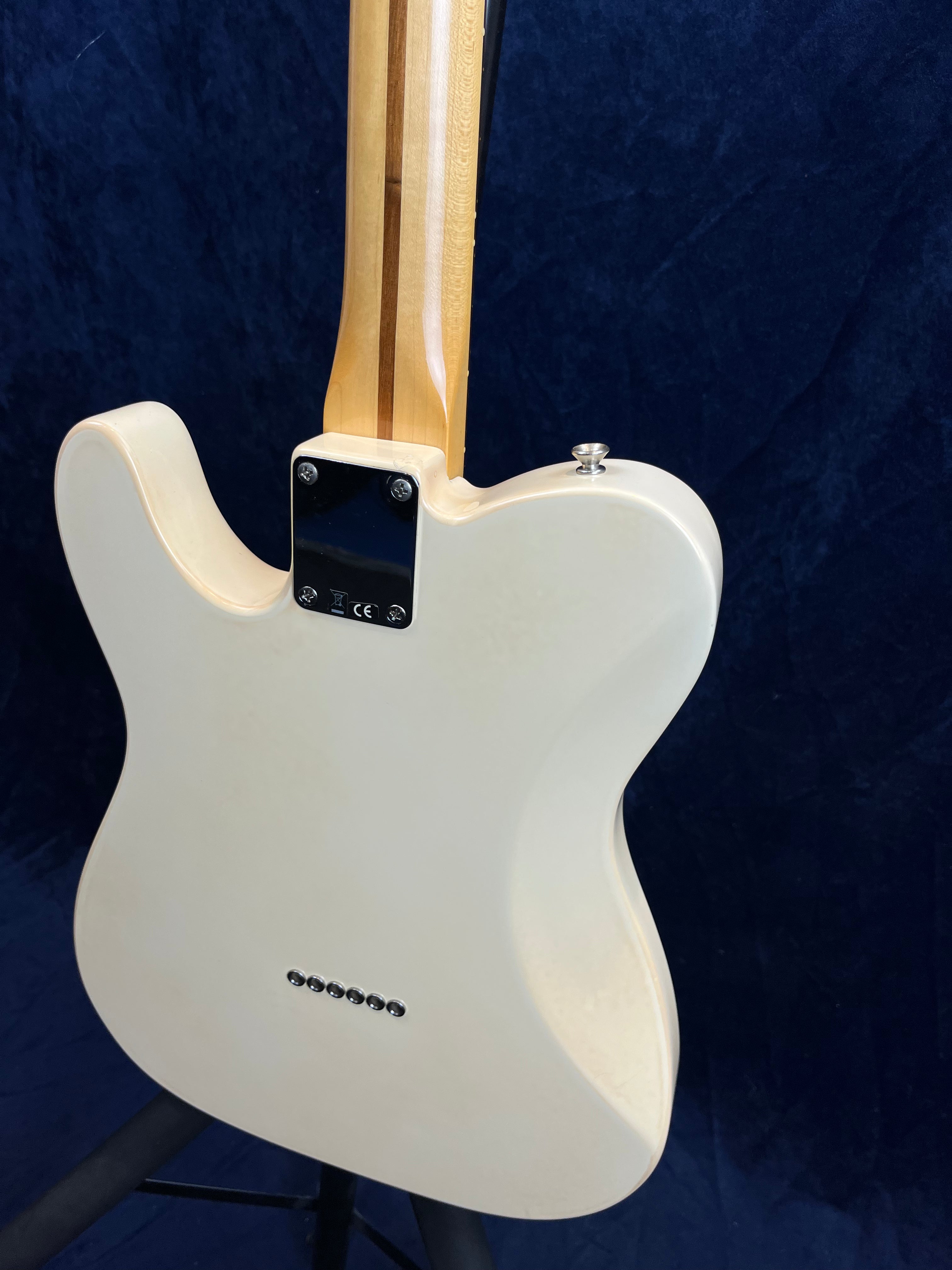 Fender Chris Shiflett Telecaster Deluxe in Arctic White Pre-owned with Case