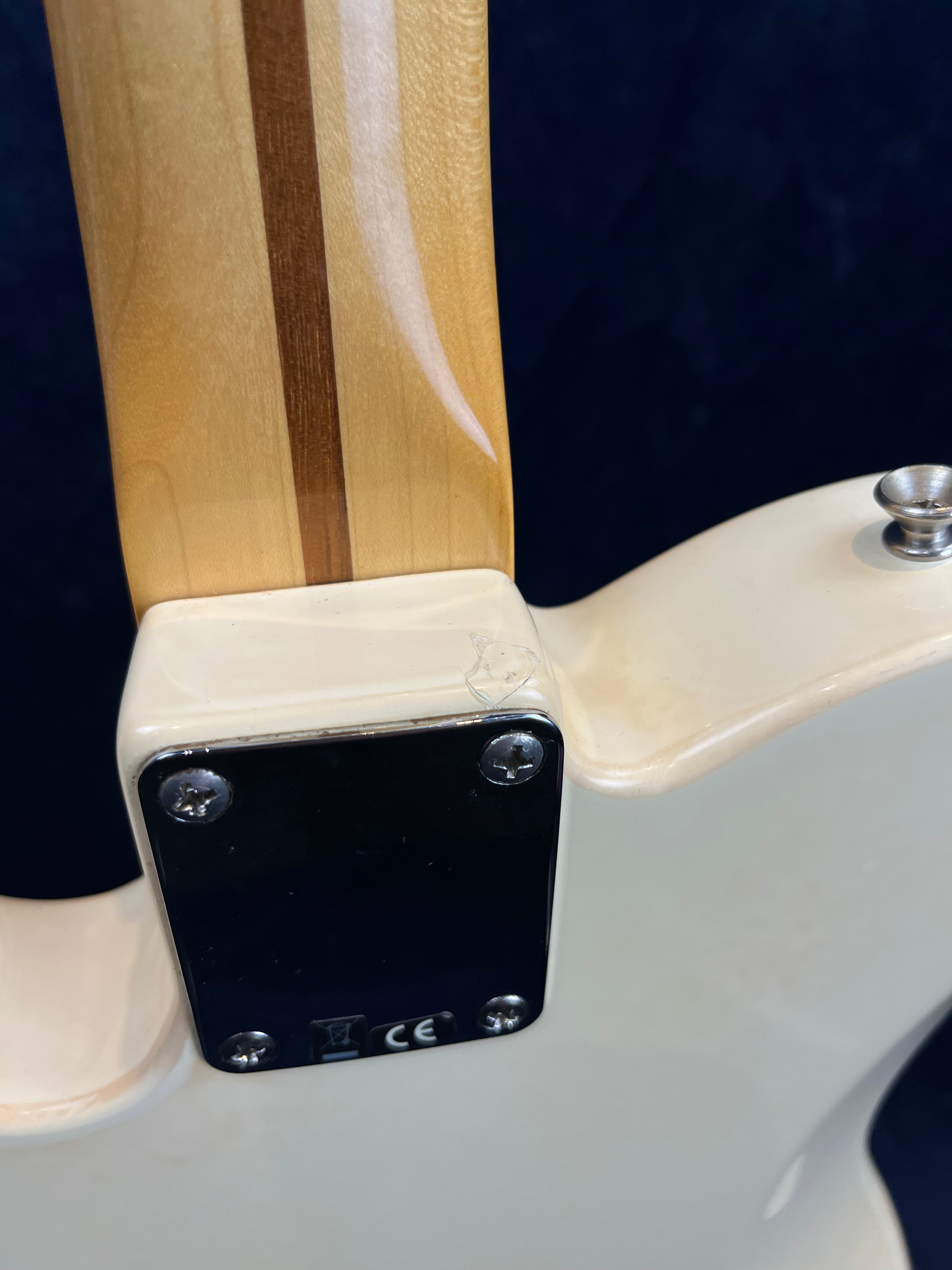 Fender Chris Shiflett Telecaster Deluxe in Arctic White Pre-owned with Case