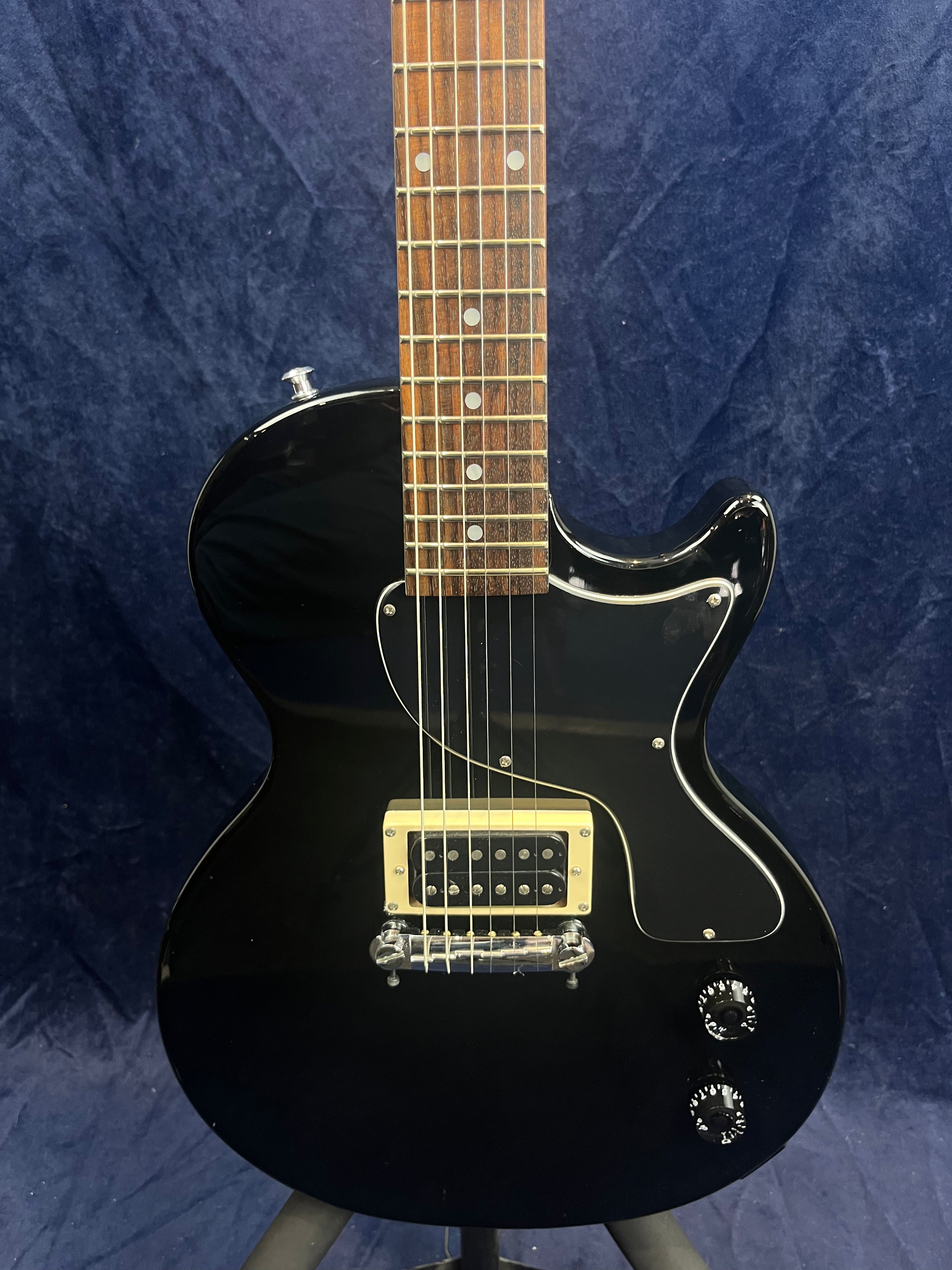 Epiphone Les Paul Junior Special in Black Pre-owned