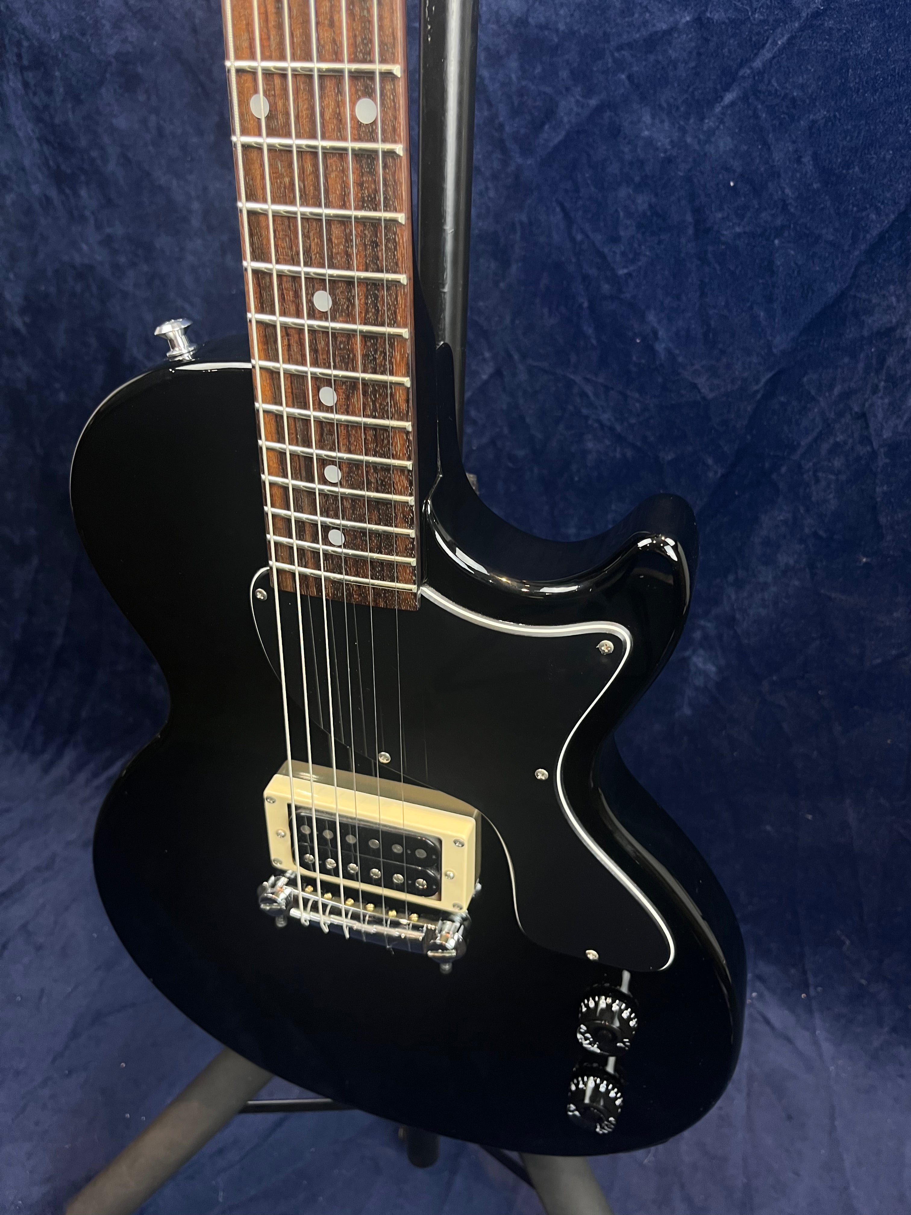 Epiphone Les Paul Junior Special in Black Pre-owned