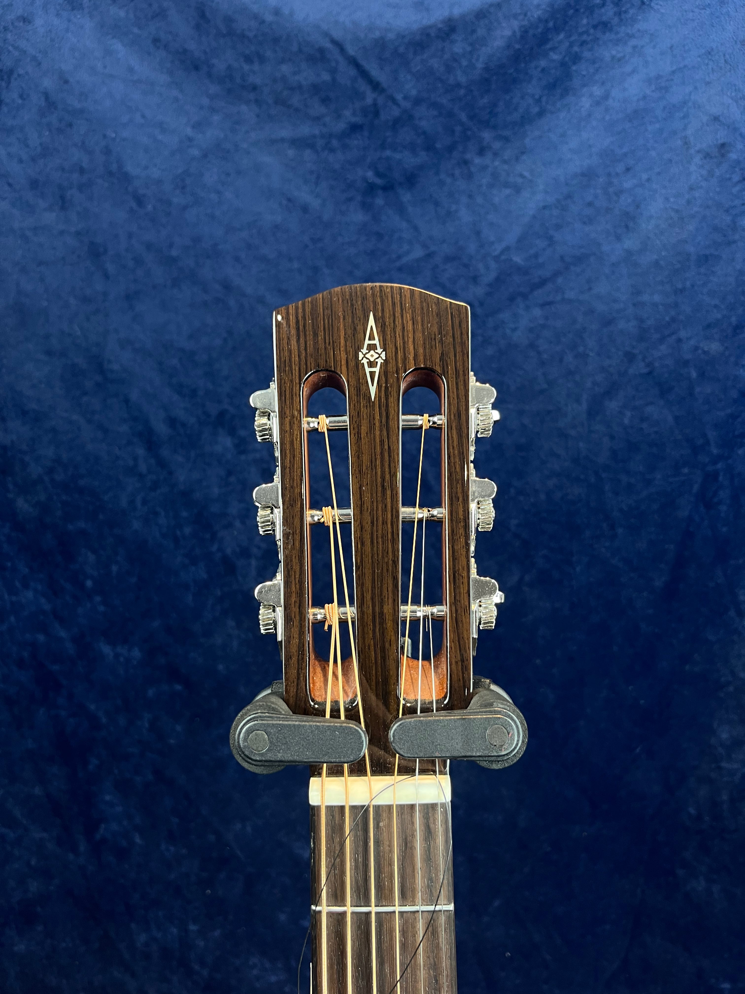 Alvarez MP66E Electro Acoustic in Shadowburst with Case Pre-owned