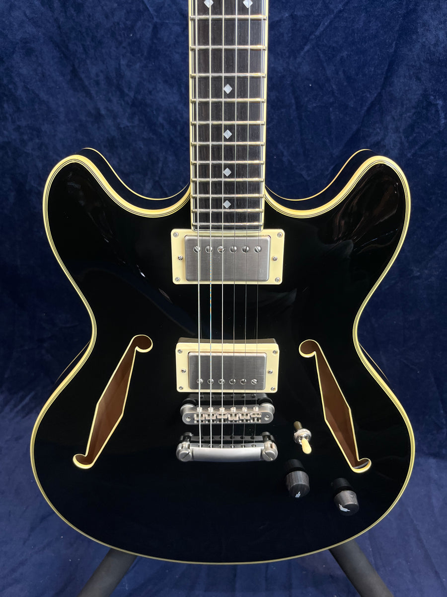 D'Angelico Excel DC Tour Semi-Hollow in Black B-Stock