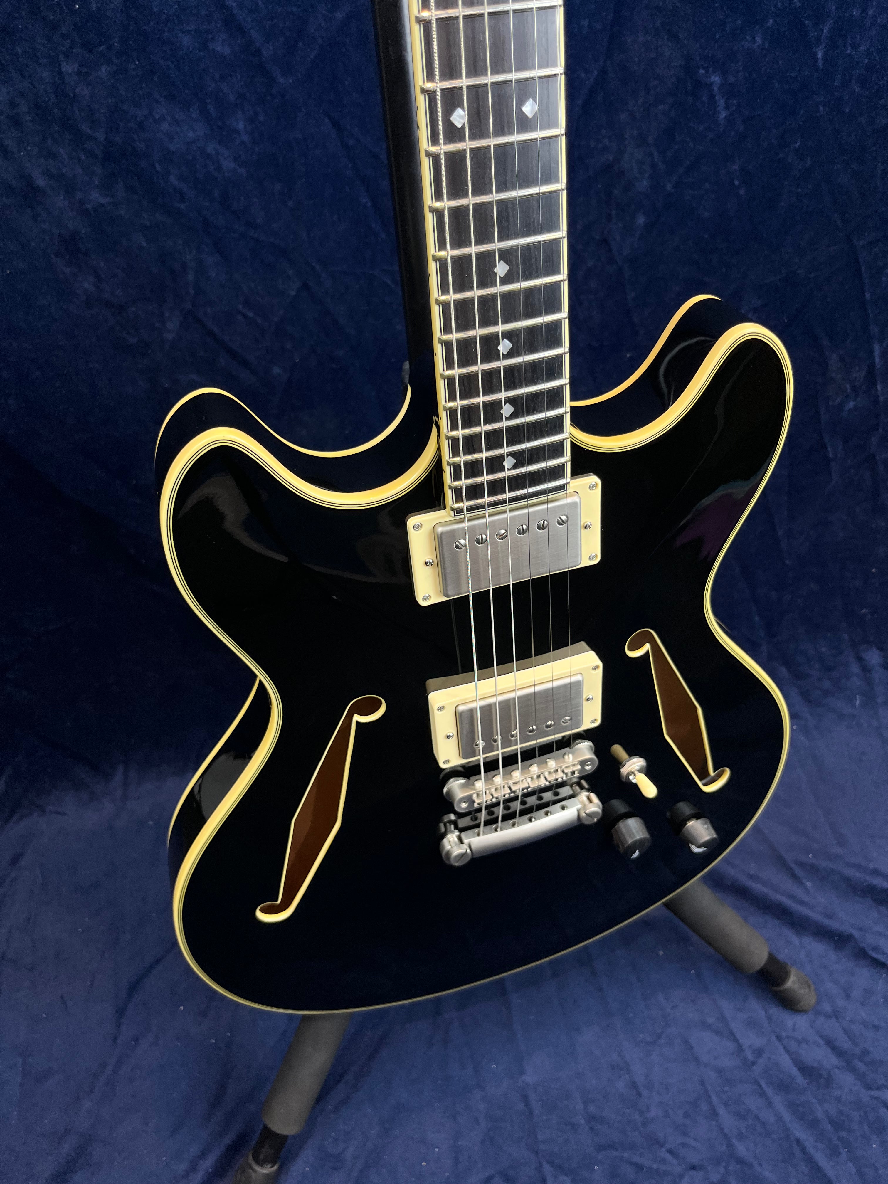 D'Angelico Excel DC Tour Semi-Hollow in Black B-Stock