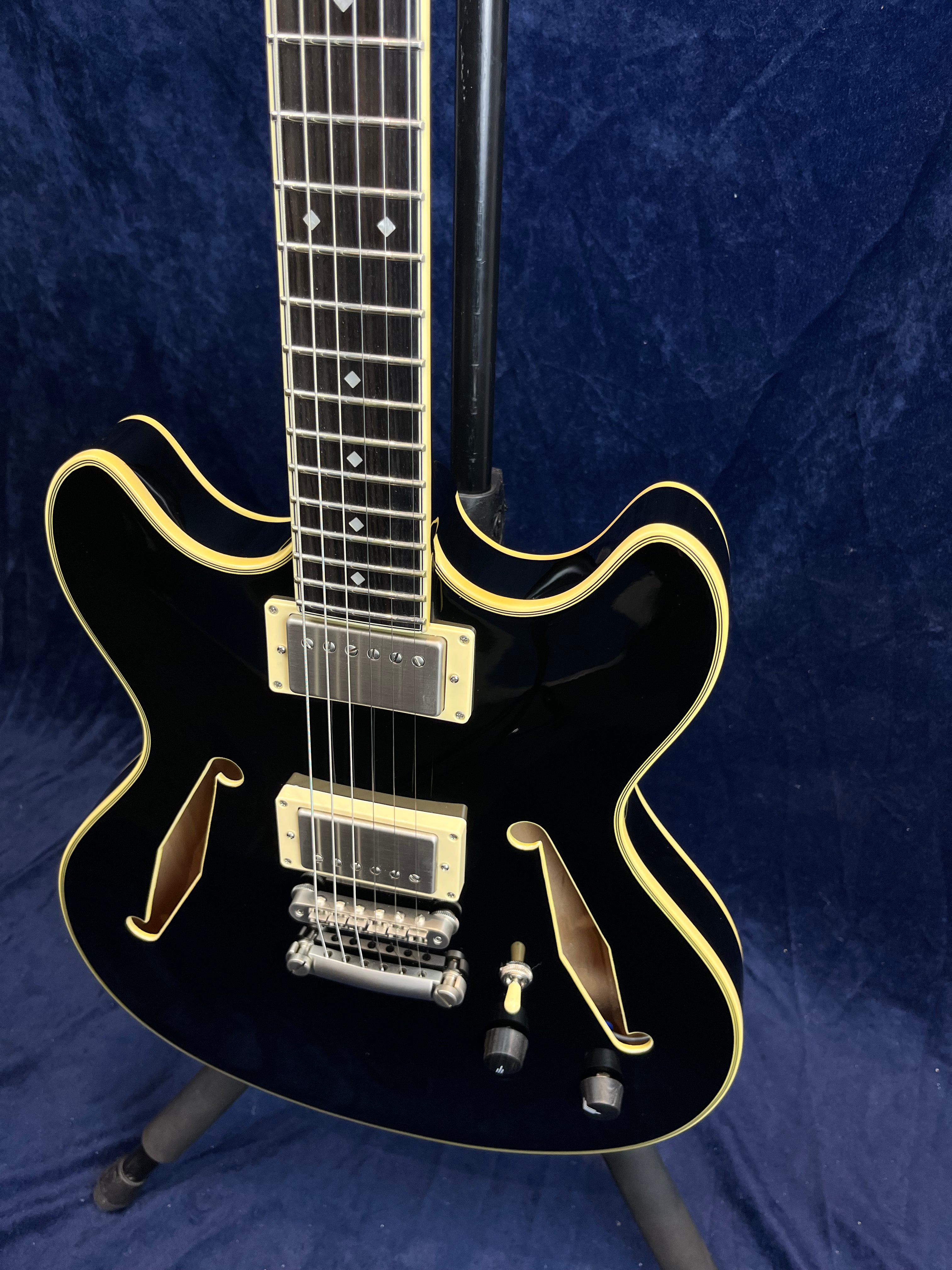 D'Angelico Excel DC Tour Semi-Hollow in Black B-Stock
