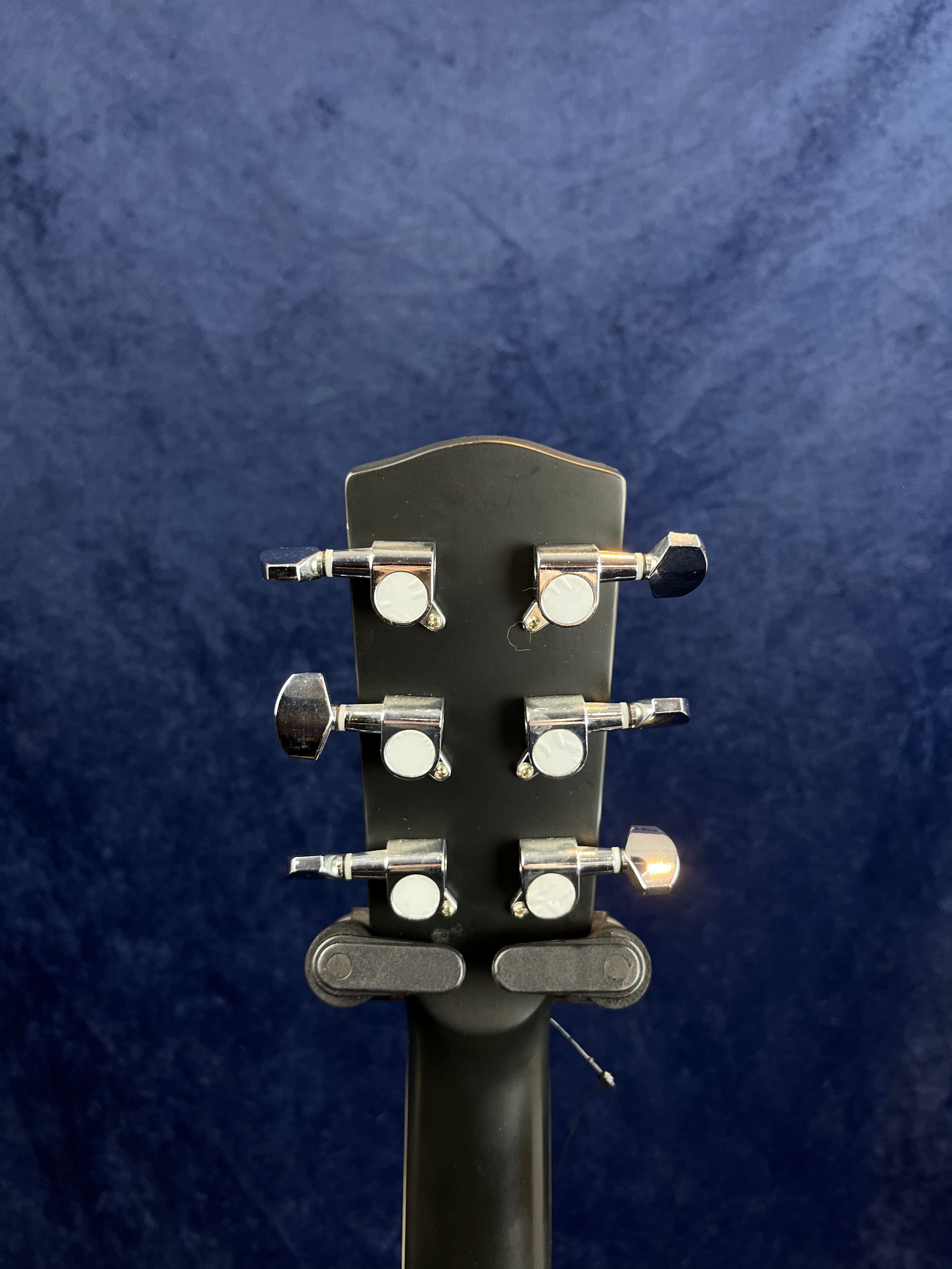 Ozark 3515E Electro Resonator in Black with Bag Pre-owned
