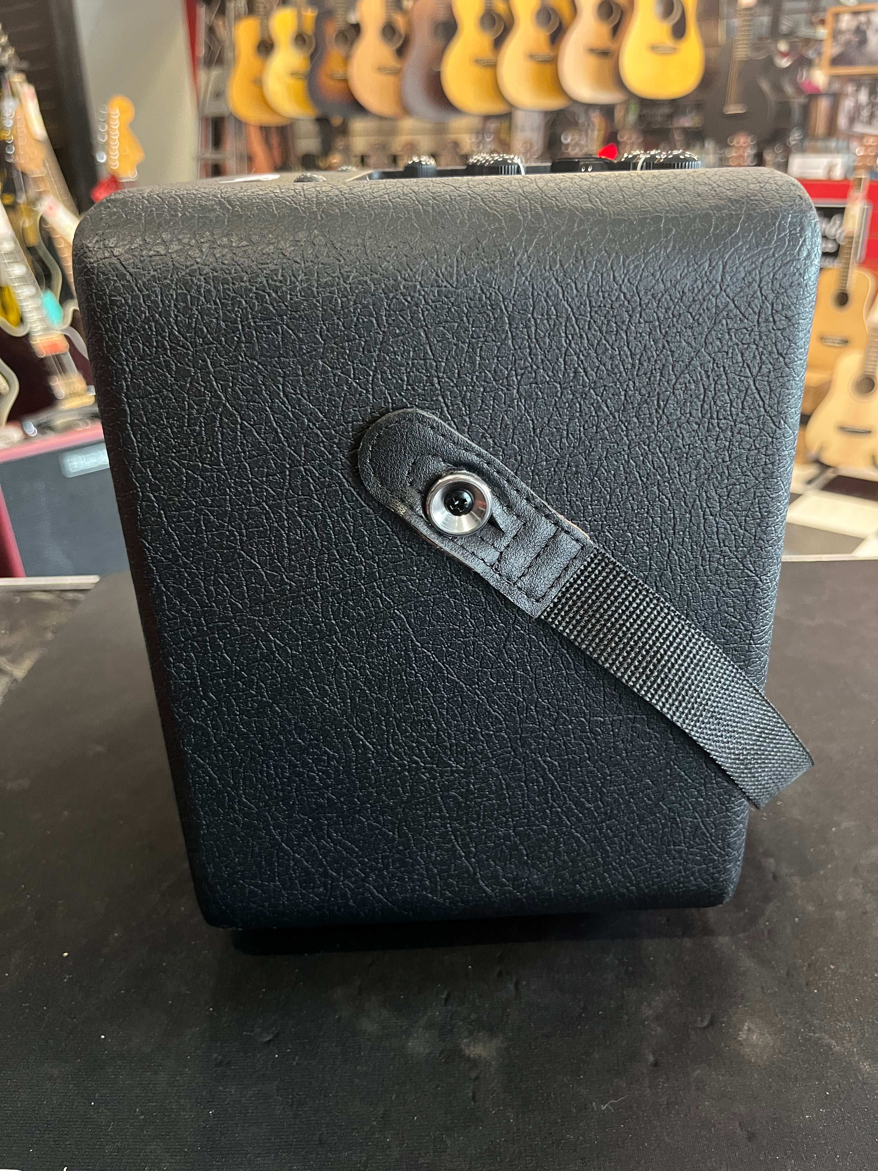 Vox Mini Go 3 Desktop Amplifier Pre-owned No Box