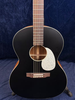 Auden TT Chester Acoustic Brad Clark AS Pickup in Black Top