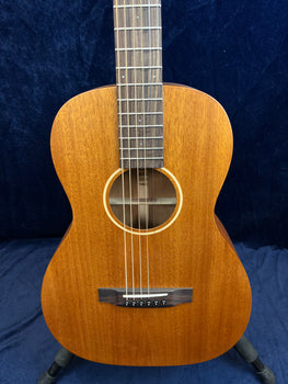 Auden TT Emily-Rose Acoustic Brad Clark AS Pickup in All Mahogany